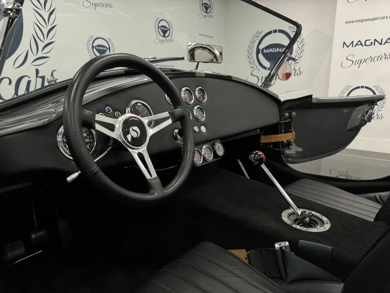 AC Cobra 427 Mk III, foto 4