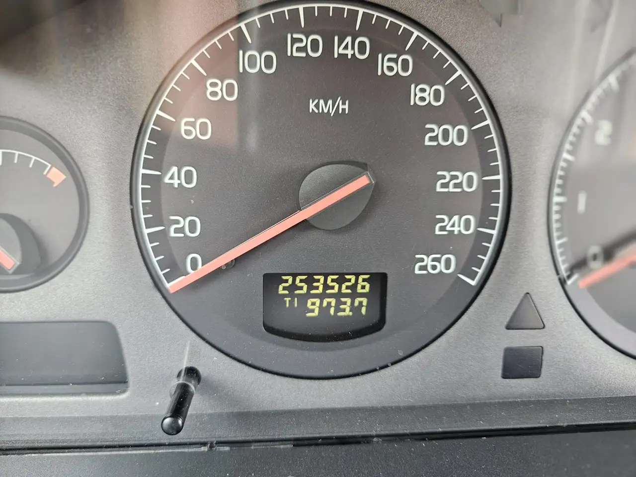 Volvo S60 2.3 T-5, foto 4