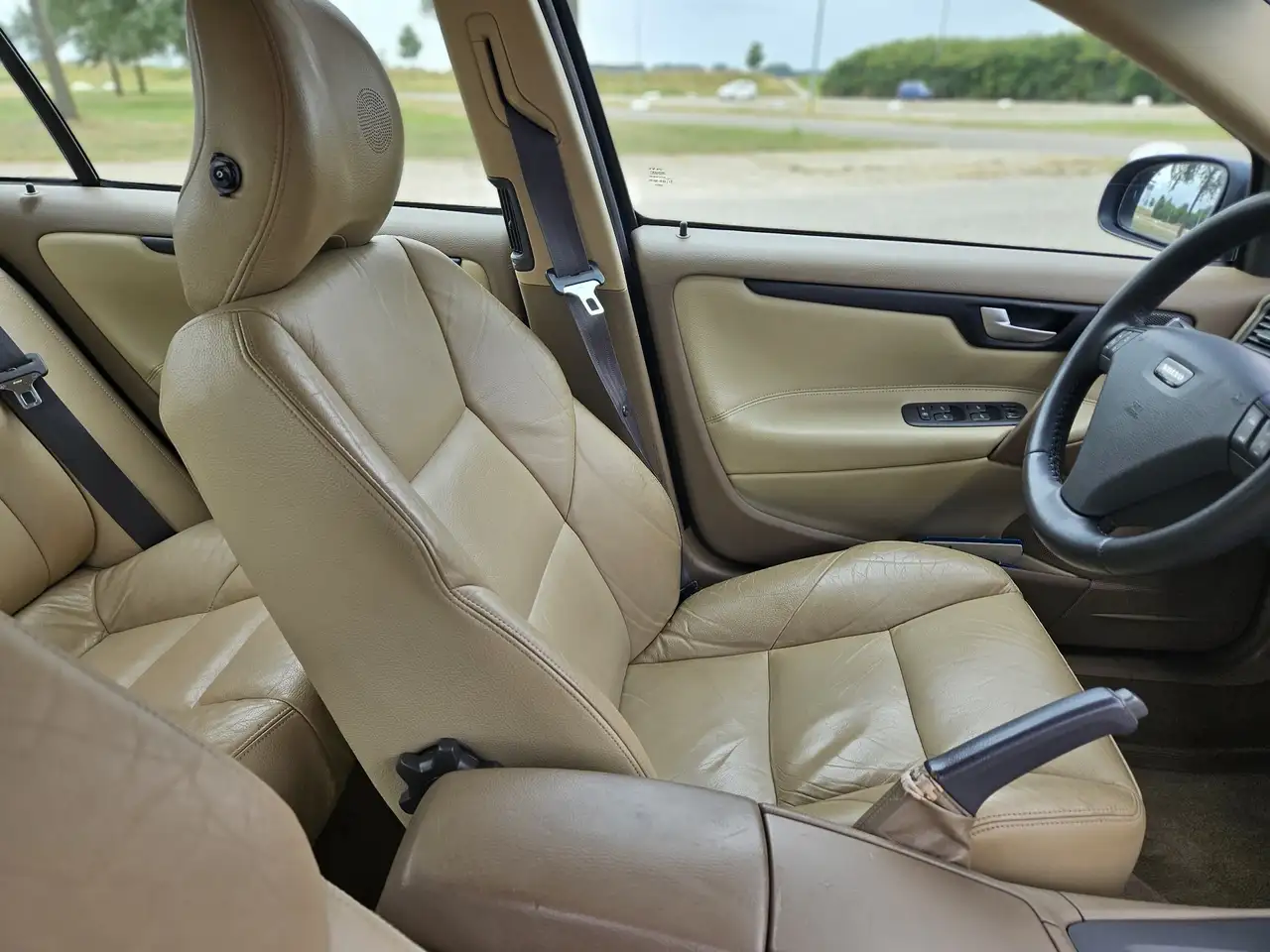 Volvo S60 2.3 T-5, foto 8