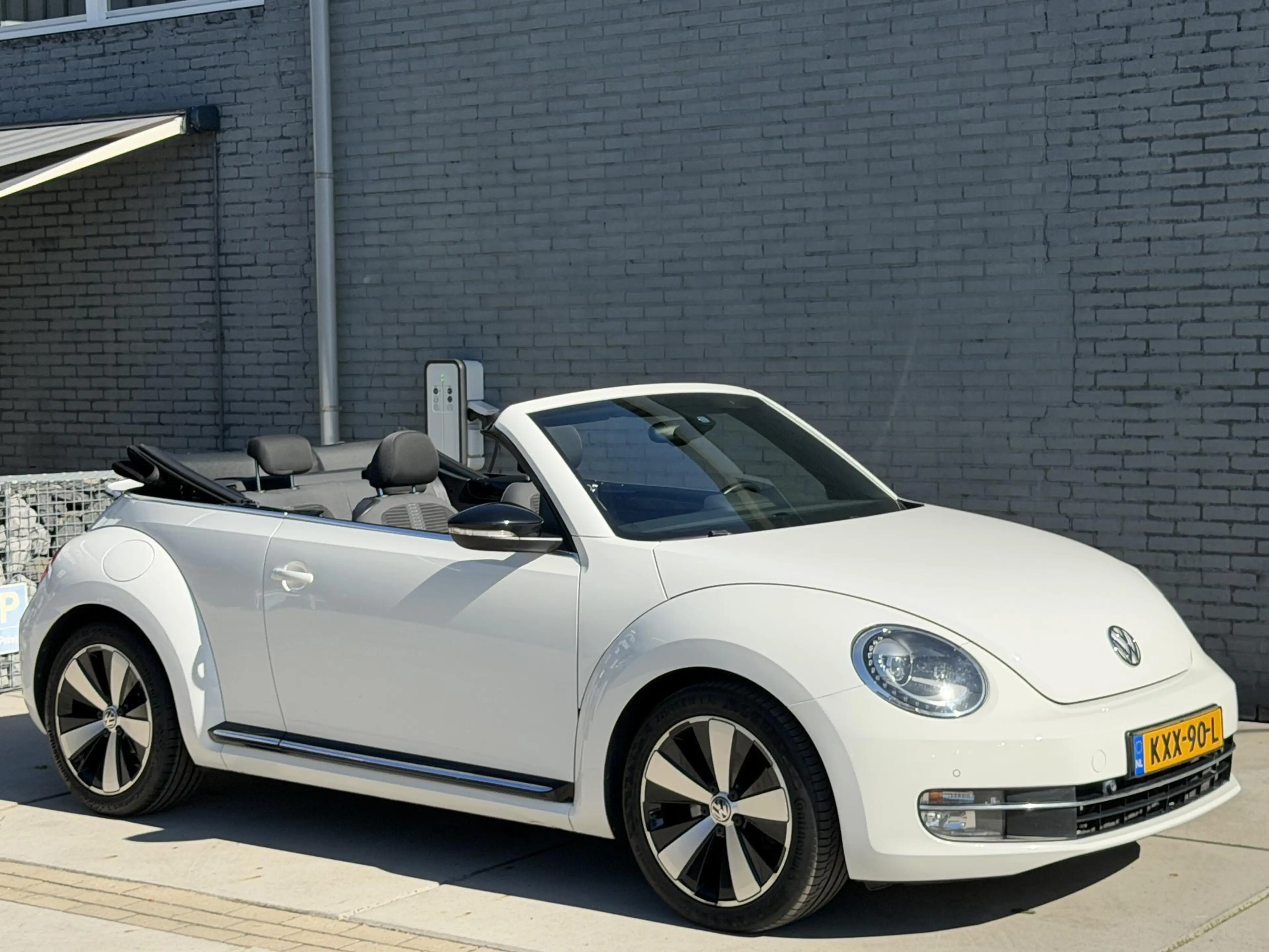 Volkswagen Beetle Cabriolet 1.4 TSI AIRCO | LED | 160PK | STOELVERWA — photo 10