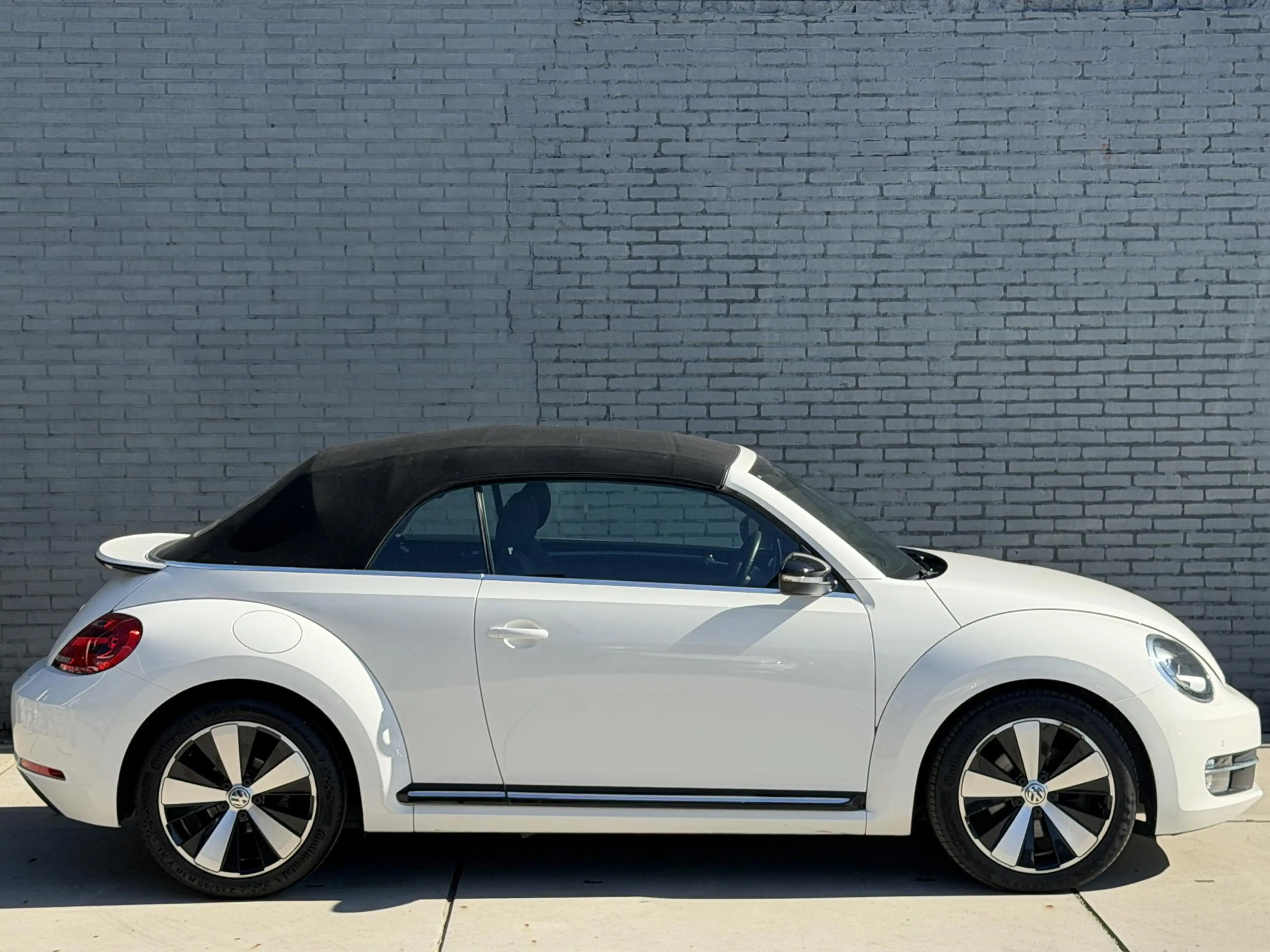 Volkswagen Beetle Cabriolet 1.4 TSI AIRCO | LED | 160PK | STOELVERWA — photo 6