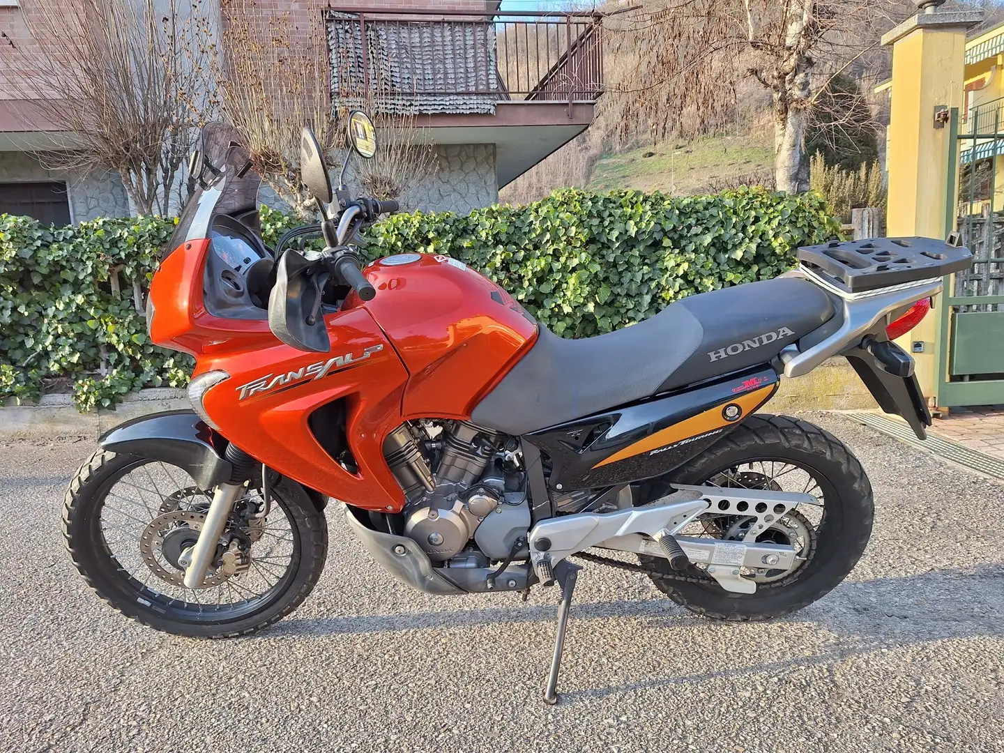 Honda XL 650 Roşu - 2