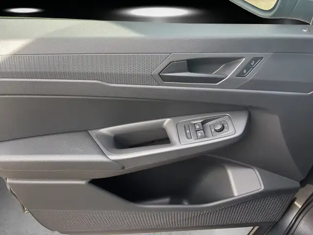Ford Tourneo Connect view 13