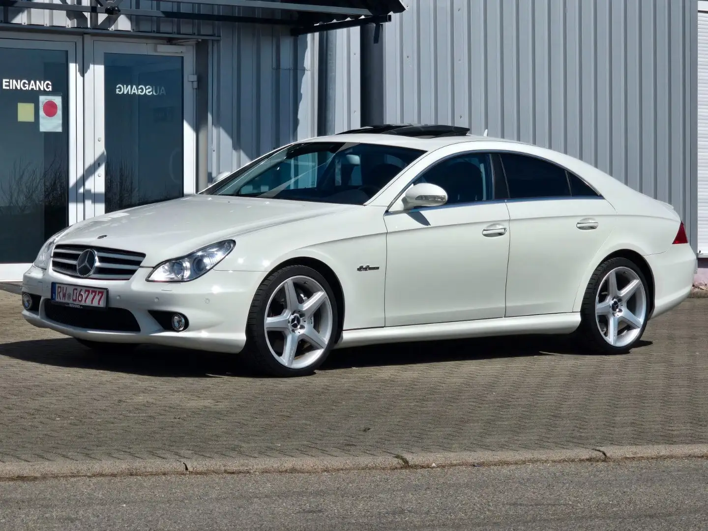 Mercedes-Benz CLS 63 AMG /NAVI/SCHIEBEDACH/HARMAN-KARDON Alb - 1