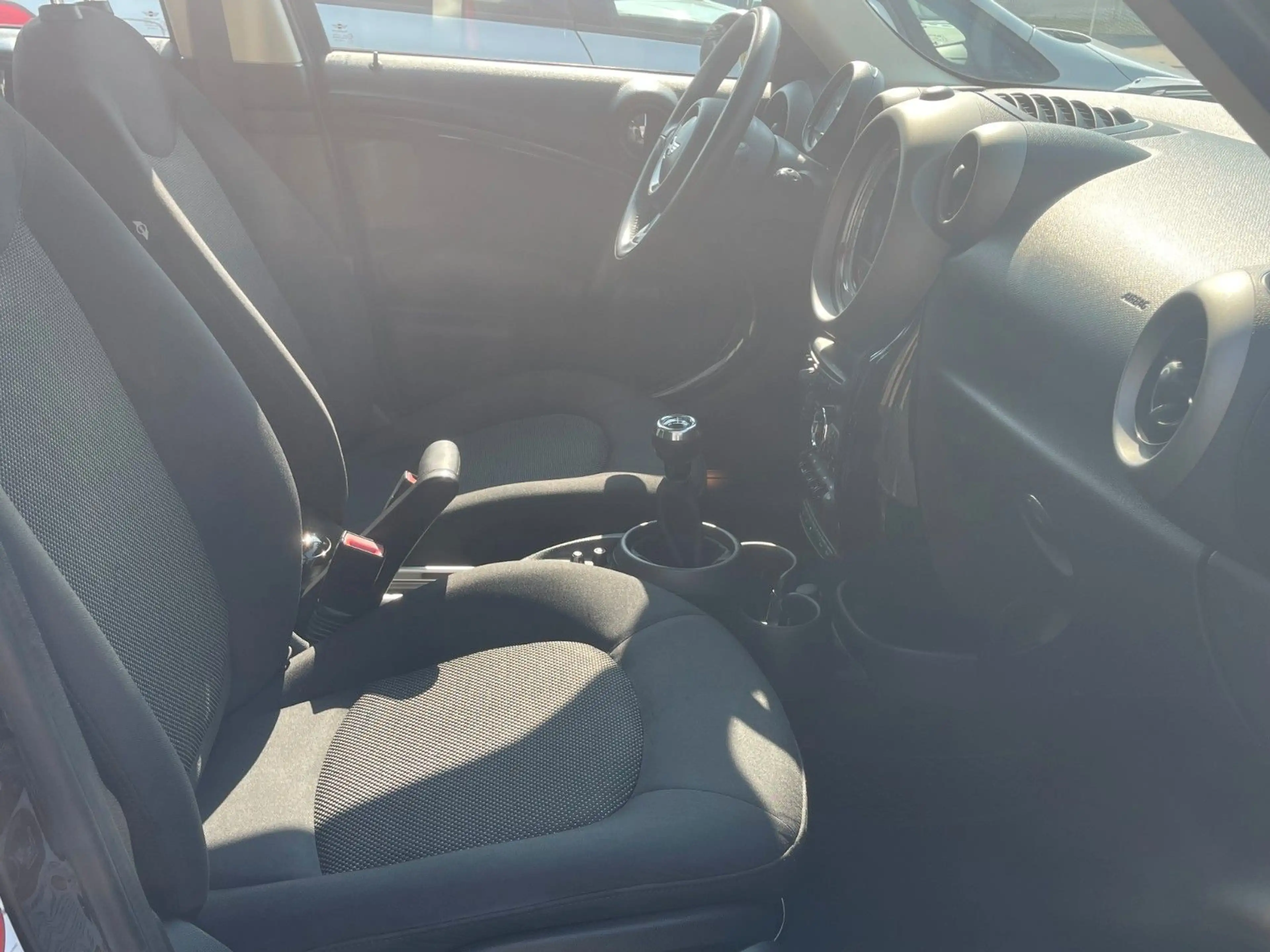 MINI One Countryman Countryman*Klima*PDC*Panorama-Dach*PDC*SHZ* — photo 7