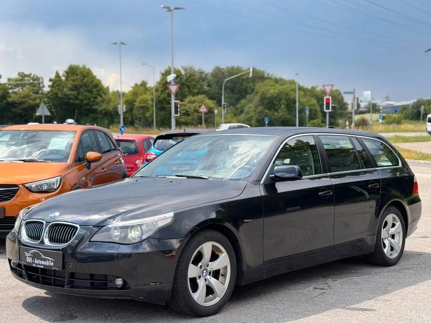 BMW 525 d Touring Automatik/TÜV/Navi/Leder e61 Noir - 2