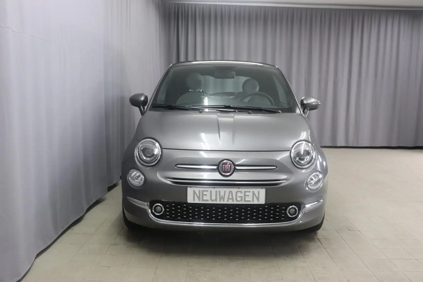 Fiat 500 DOLCEVITA 1.0 GSE 51kW, Panoramadach fest, Komf... Grau - 2