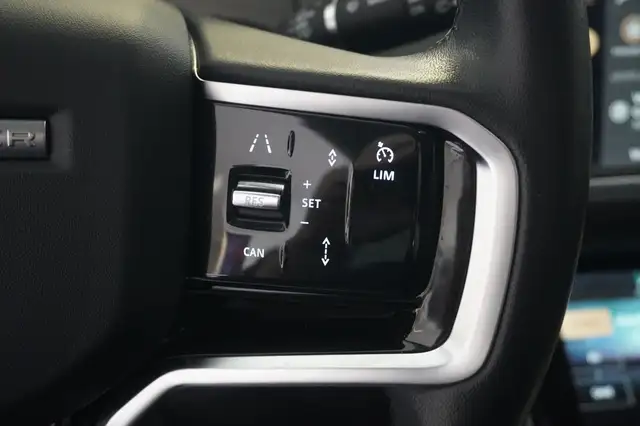 Land Rover Range Rover Evoque view 13