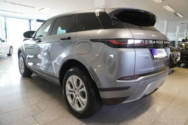 Land Rover Range Rover Evoque view 4