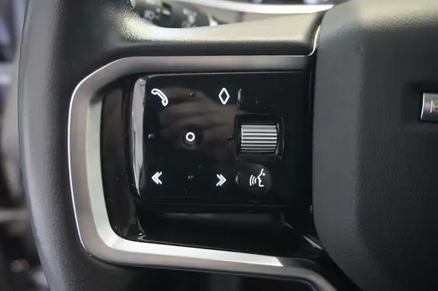 Land Rover Range Rover Evoque view 12
