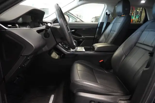 Land Rover Range Rover Evoque view 8