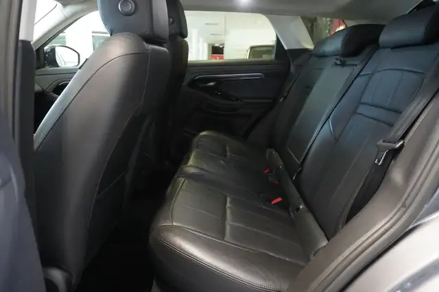 Land Rover Range Rover Evoque view 9