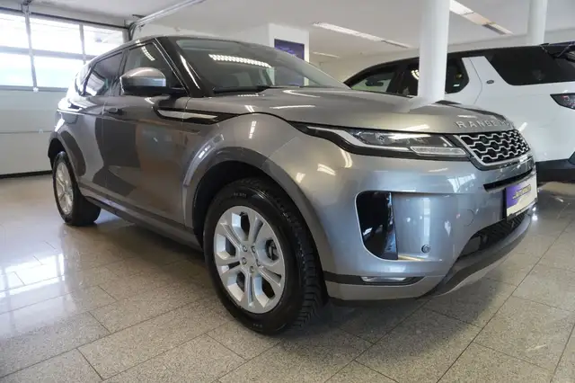 Land Rover Range Rover Evoque view 3