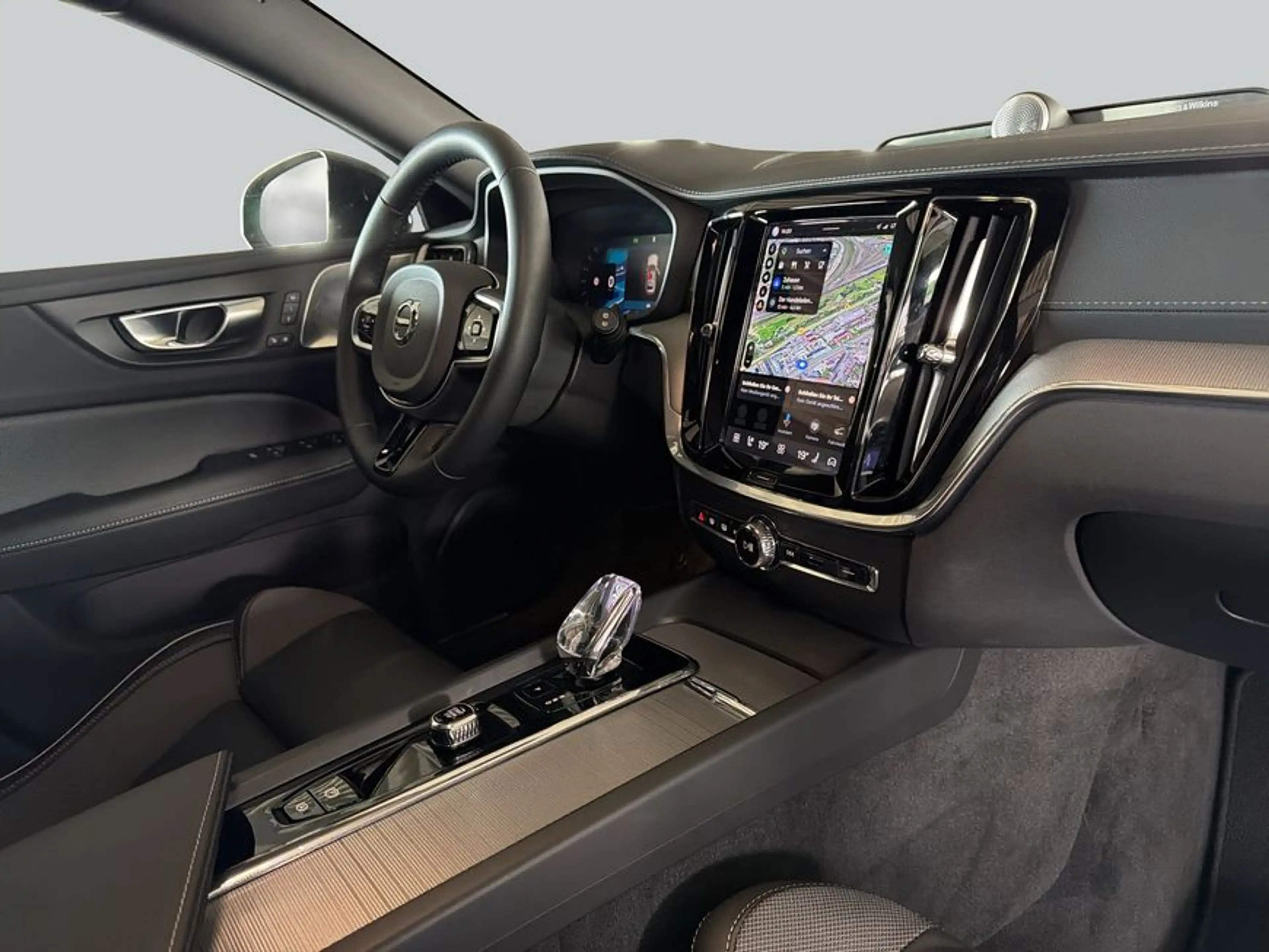 Volvo V60 Cross Country V60 Cross Country B5 B AWD Ultimate — photo 14