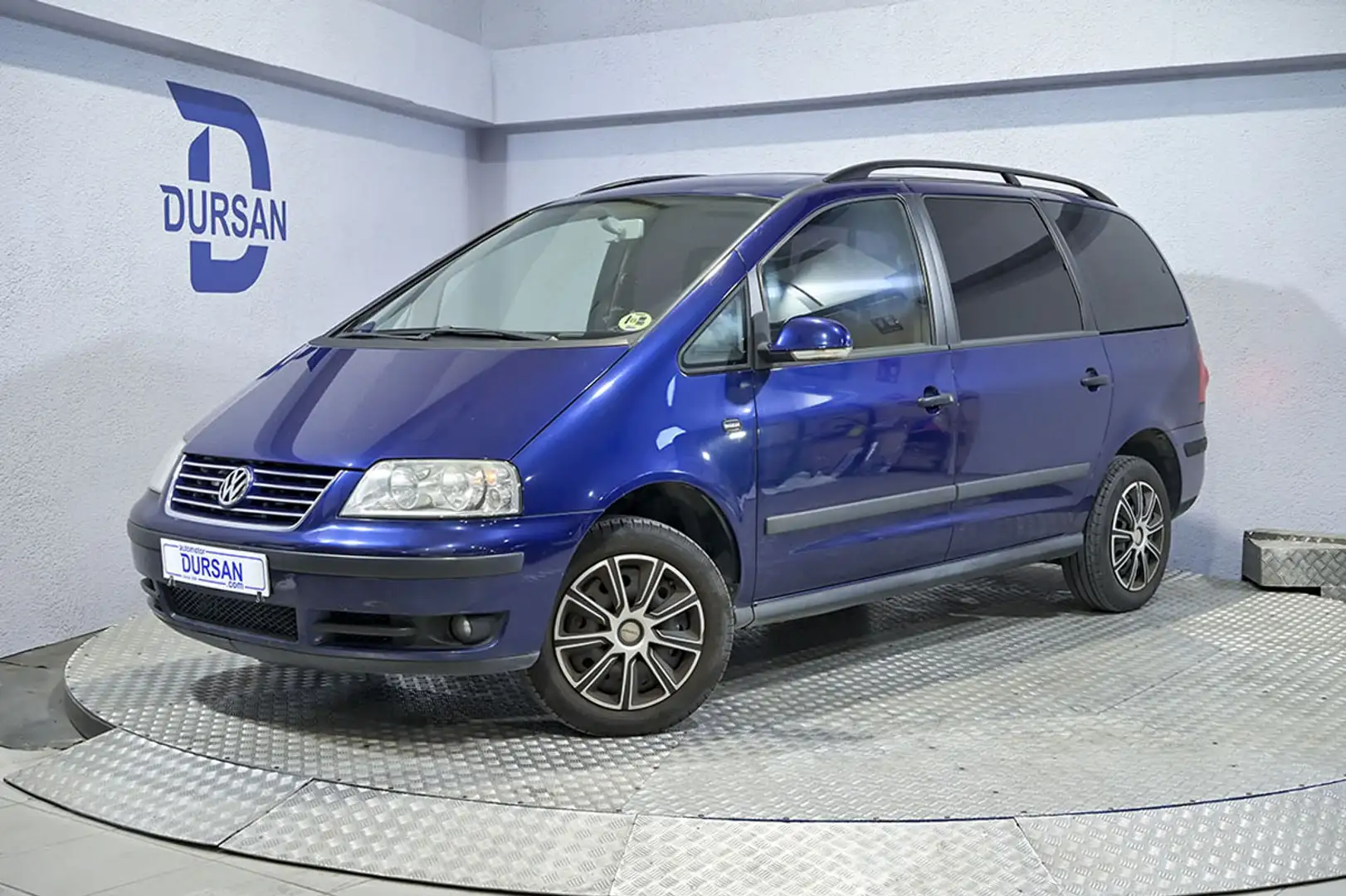 Volkswagen Sharan 1.9 TDI Advance - 1