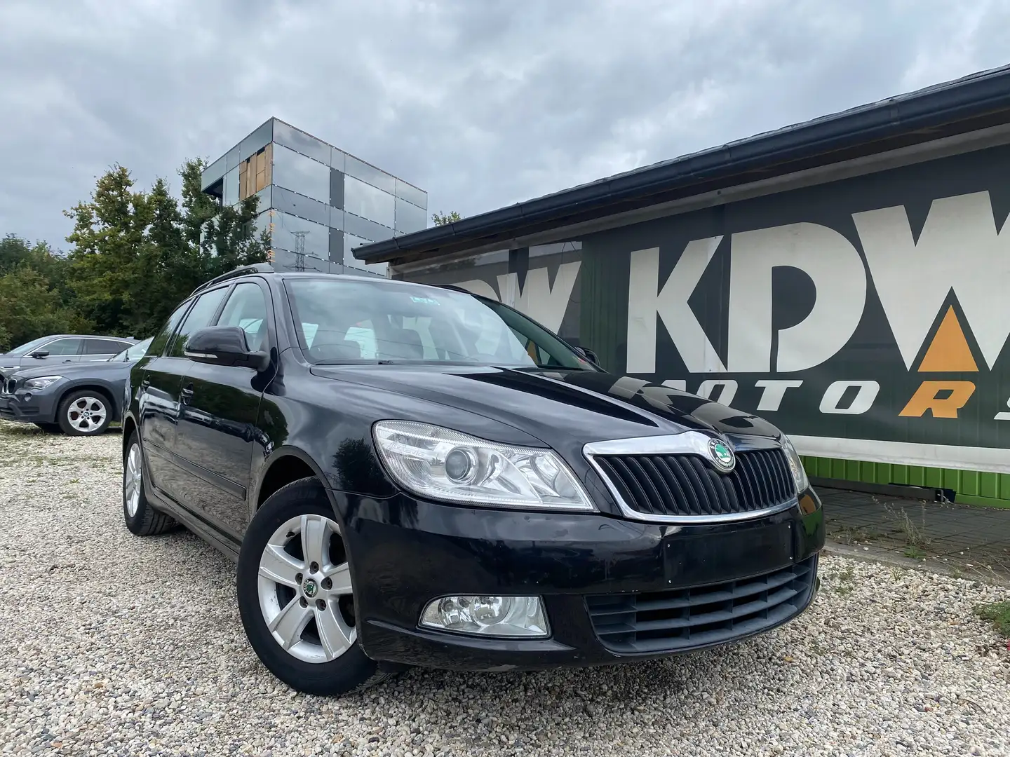 Skoda Octavia Octavia Combi 1.6 TDI DPF GreenLine Zwart - 1