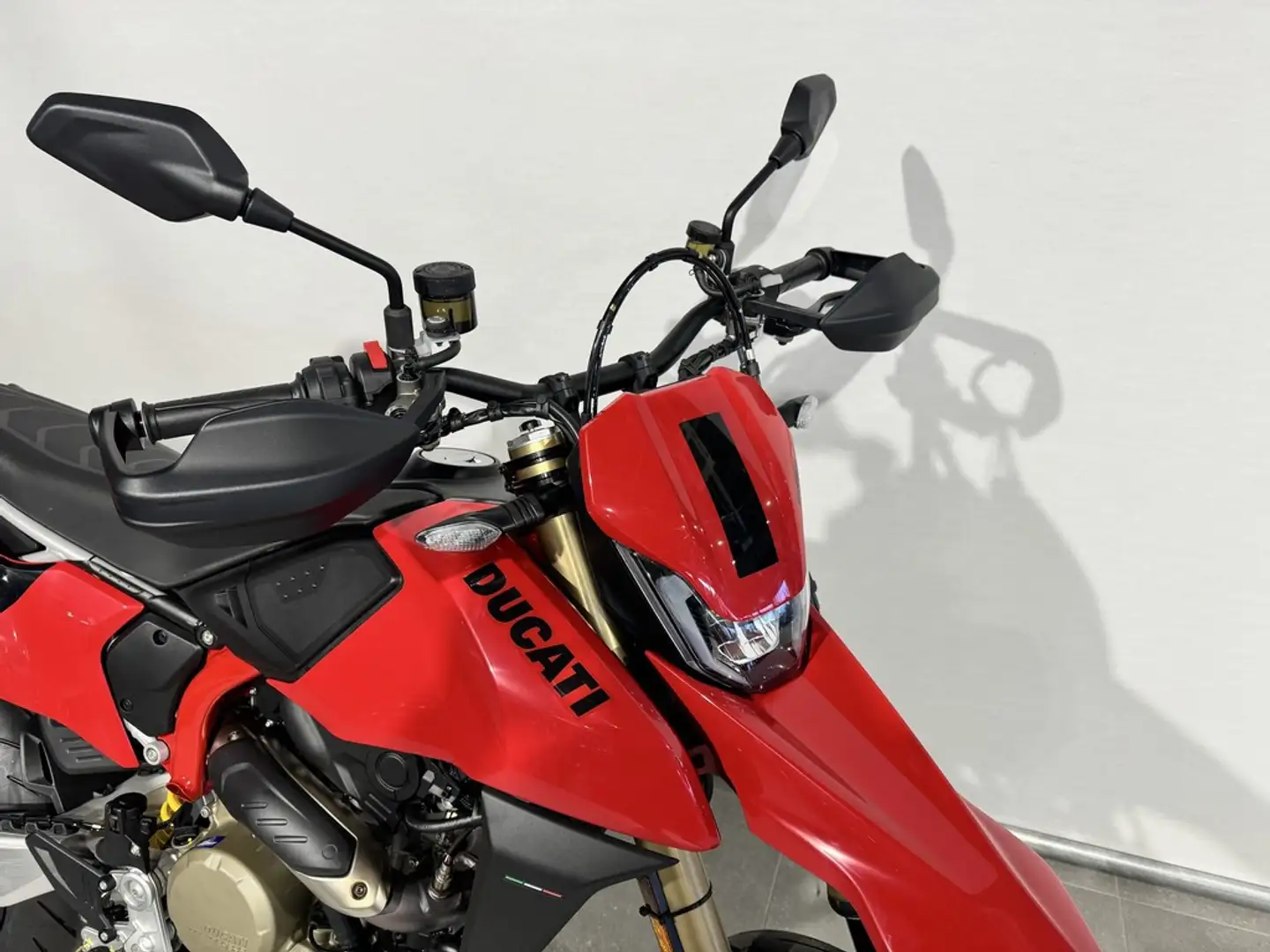 Ducati HYPERMOTARD 698 Rood - 2