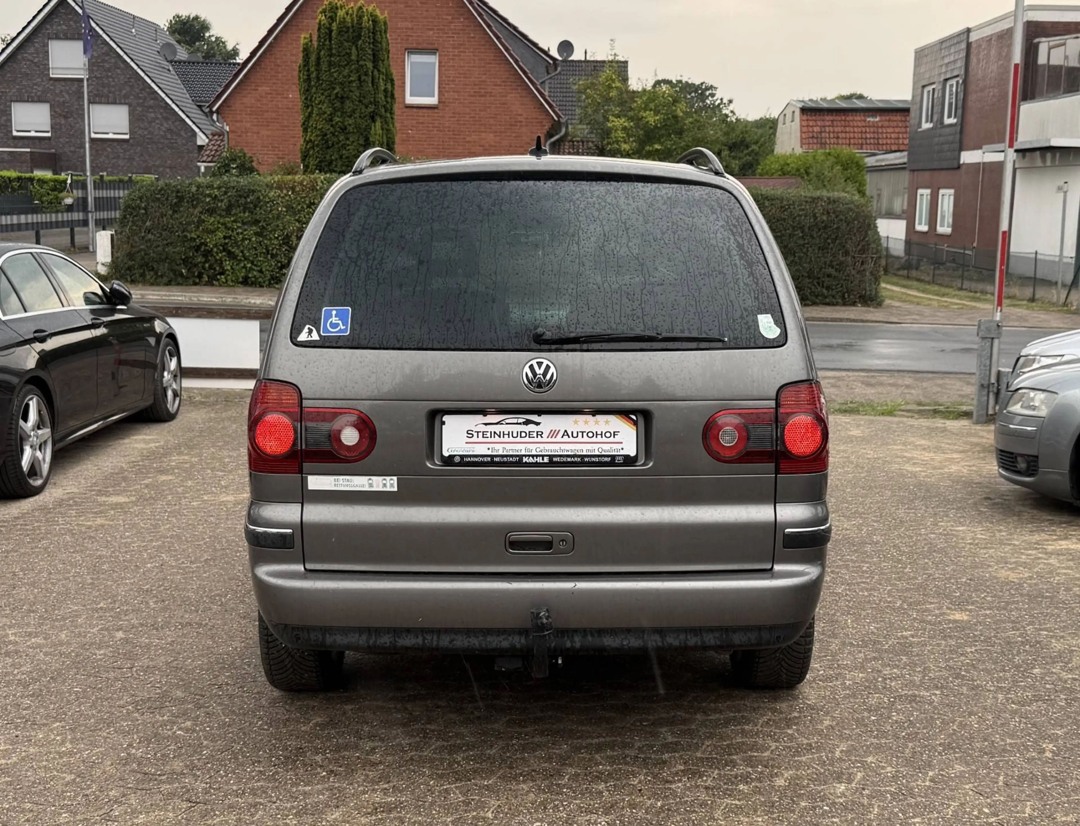 Volkswagen Sharan United — photo 7