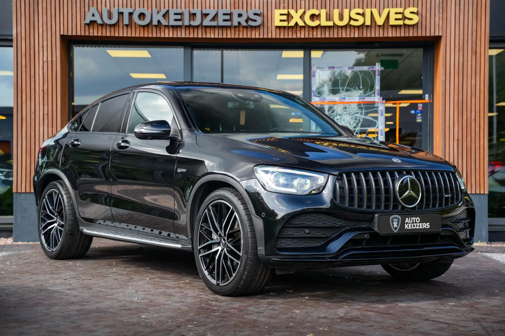 Mercedes-Benz GLC 43 AMG Coupé 4MATIC Schuifdak Adapt. Cruise Burmester 360 Zwart - 1