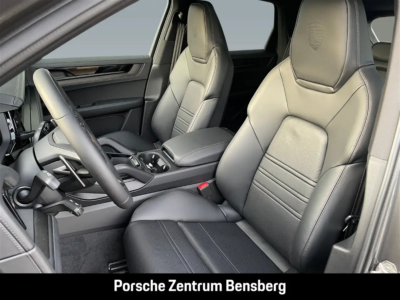 Porsche Cayenne Black Edition 11