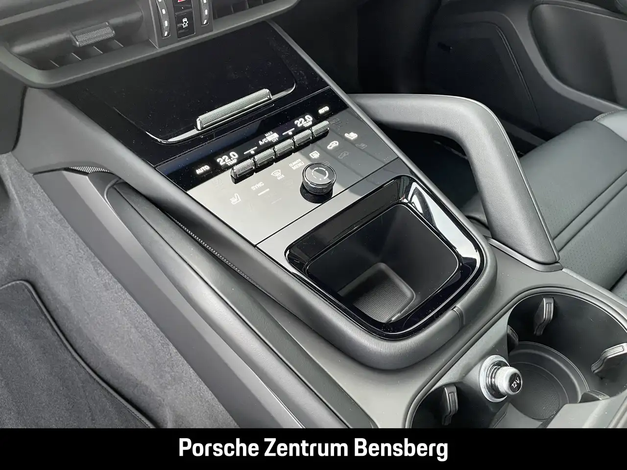 Porsche Cayenne Black Edition 14