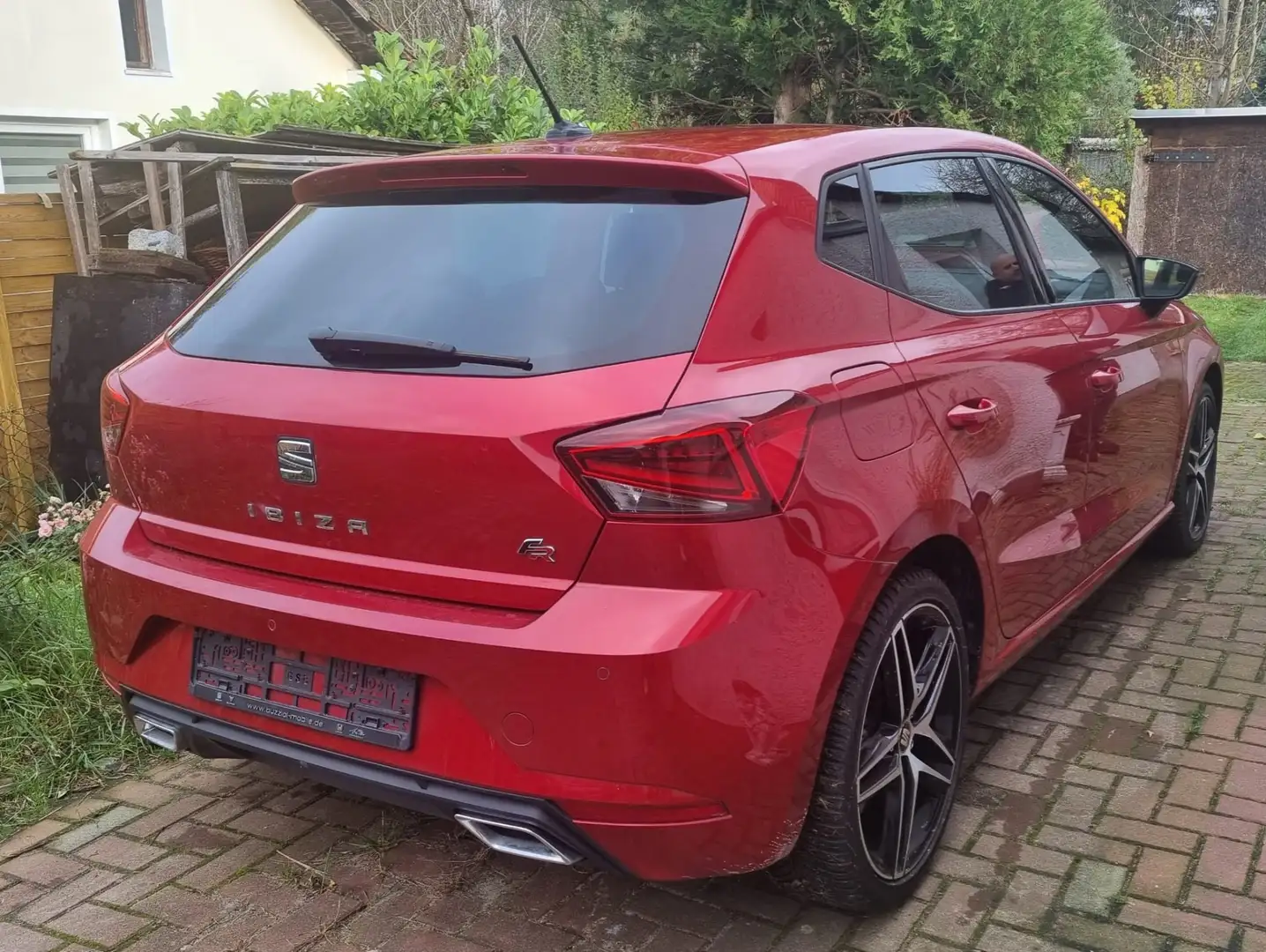 SEAT Ibiza 1.0 TSI S&S FR BEATS Rot - 2