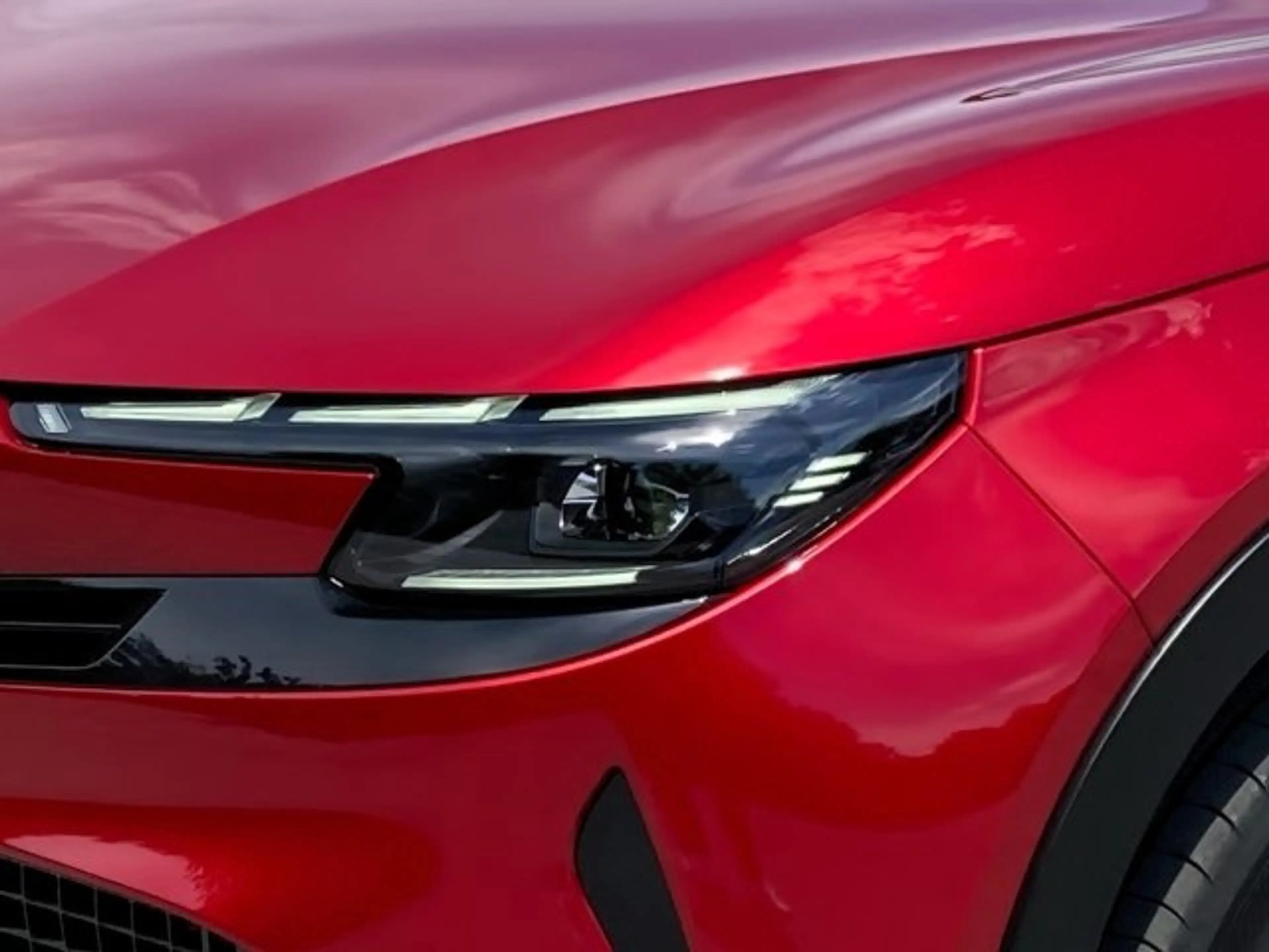 Alfa Romeo Junior Elettrica Speciale 54kW 115kW BEV FWD — photo 5