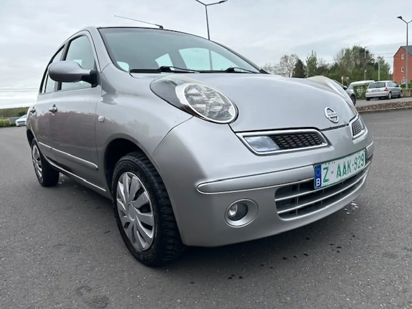 Nissan Micra 1.2i Automat Airco 5p Beżowy - 1