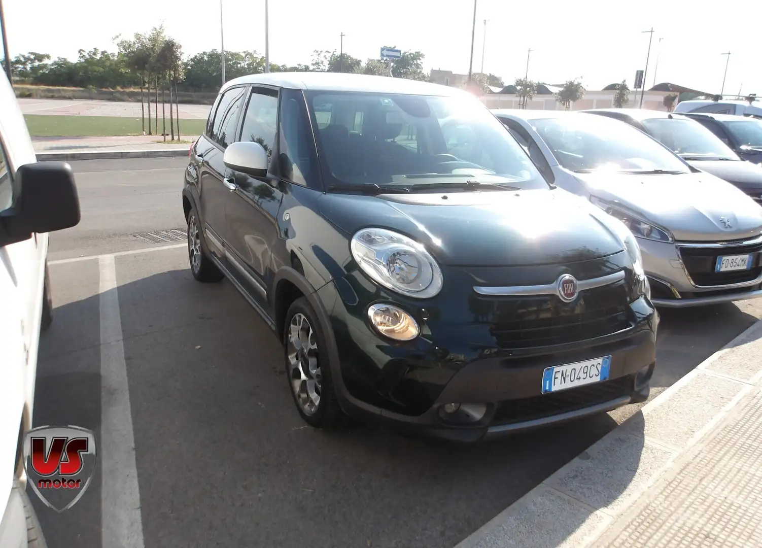 Fiat 500L 500L 1.6 Multijet 120 CV Trekking Groen - 1