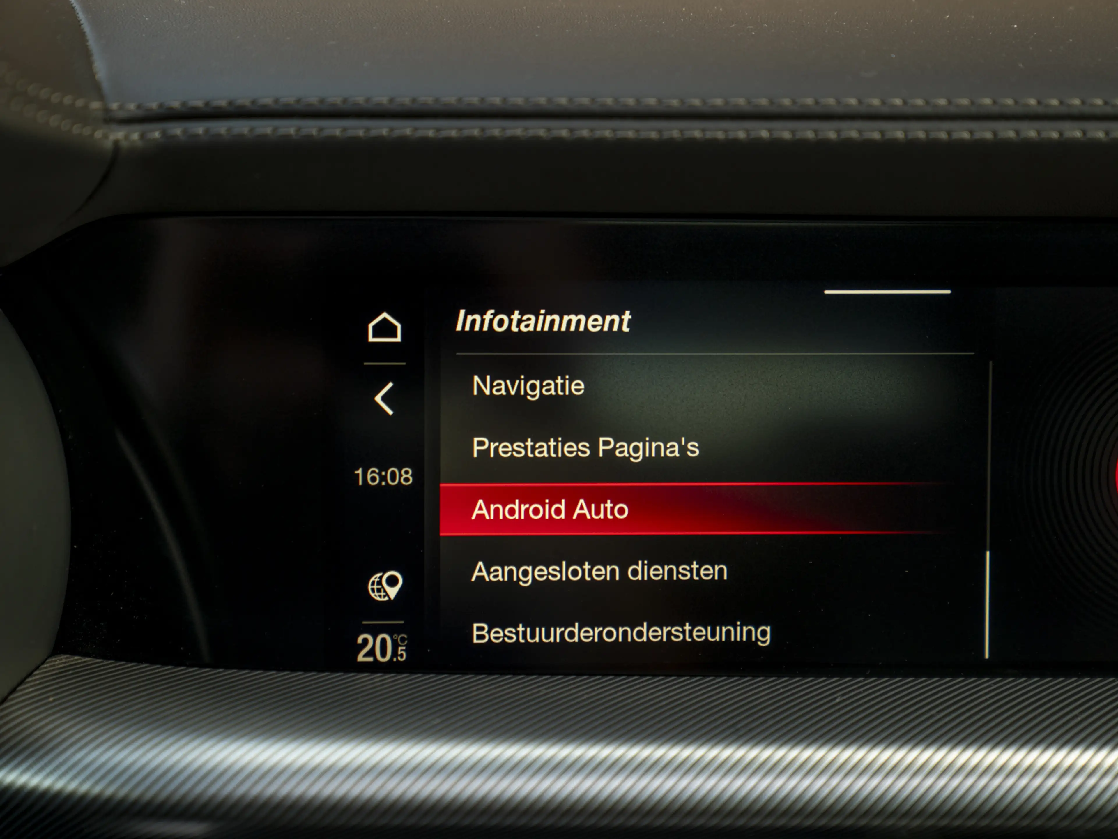 Alfa Romeo Stelvio 2.0T 280pk AWD Veloce | Pano-dak | CarPlay | Leder — photo 11