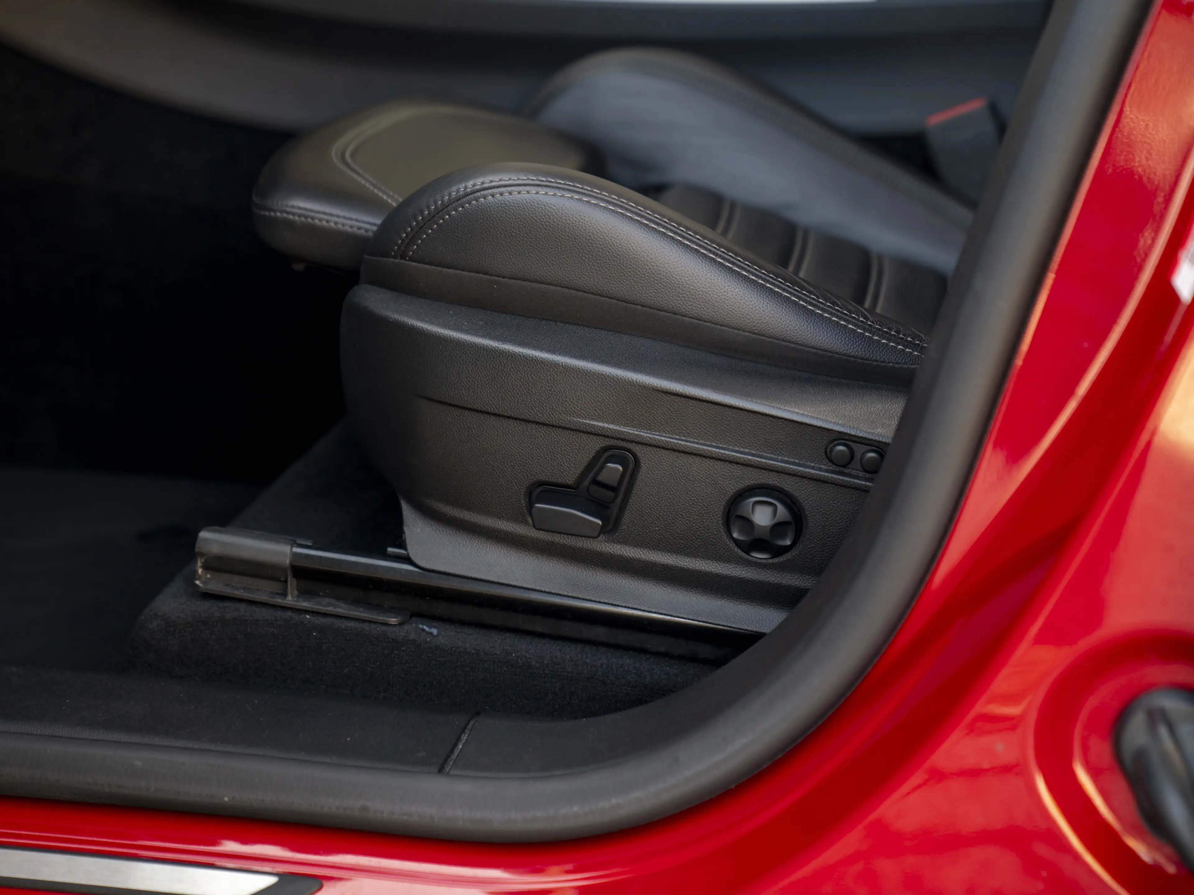 Alfa Romeo Stelvio 2.0T 280pk AWD Veloce | Pano-dak | CarPlay | Leder — photo 25