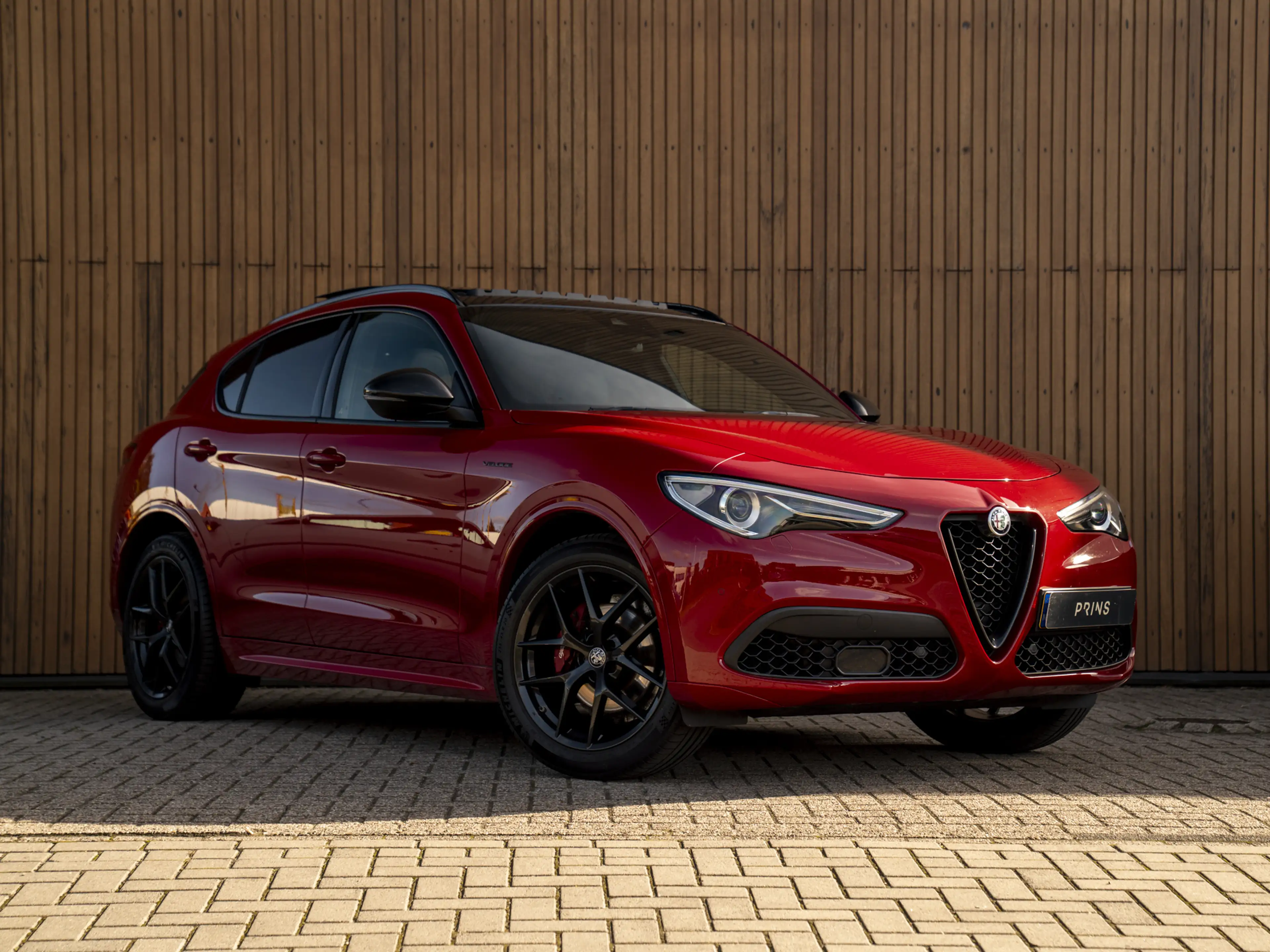 Alfa Romeo Stelvio 2.0T 280pk AWD Veloce | Pano-dak | CarPlay | Leder — photo 18