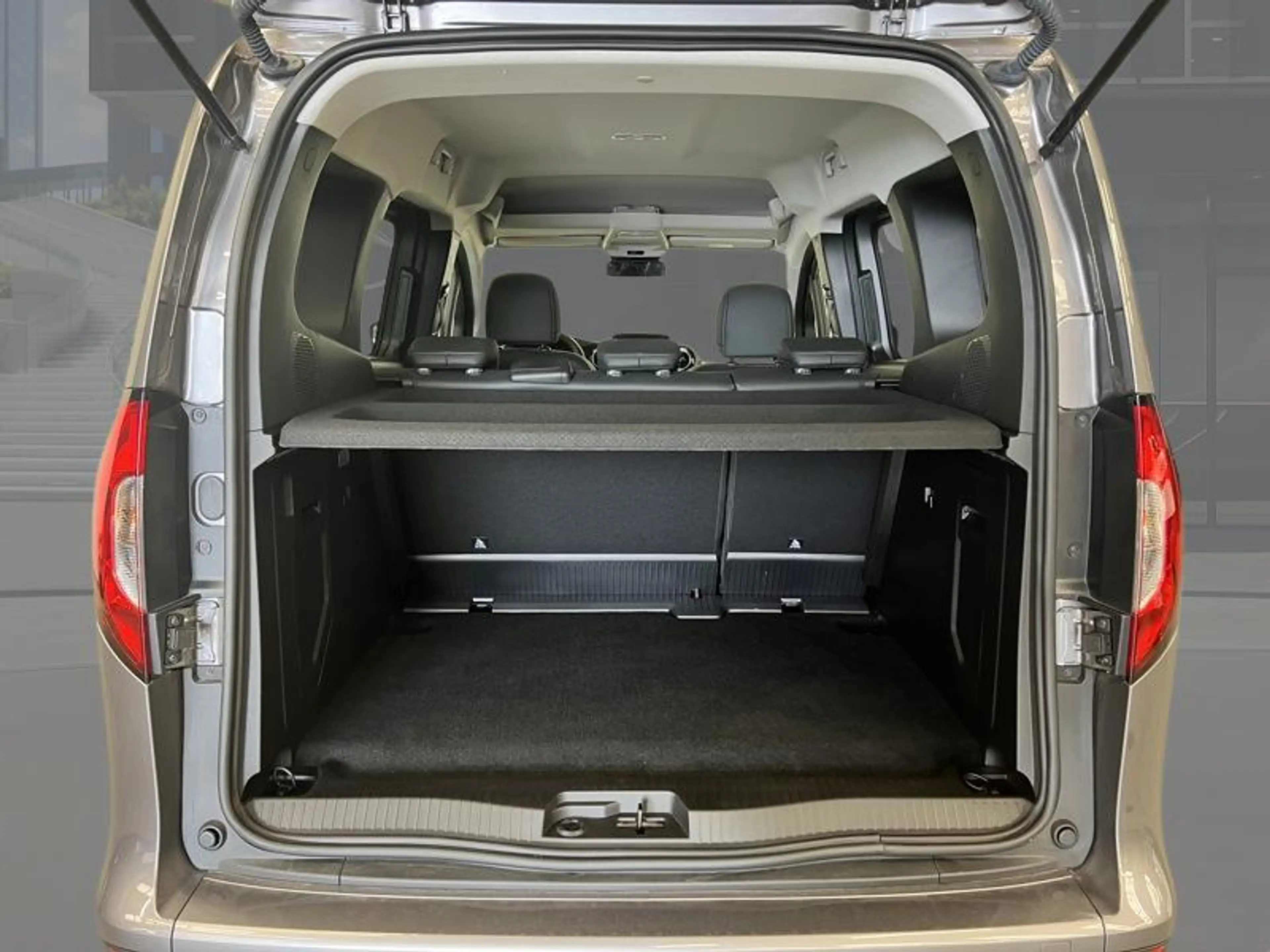Mercedes-Benz T-Class Classe 180 — photo 9