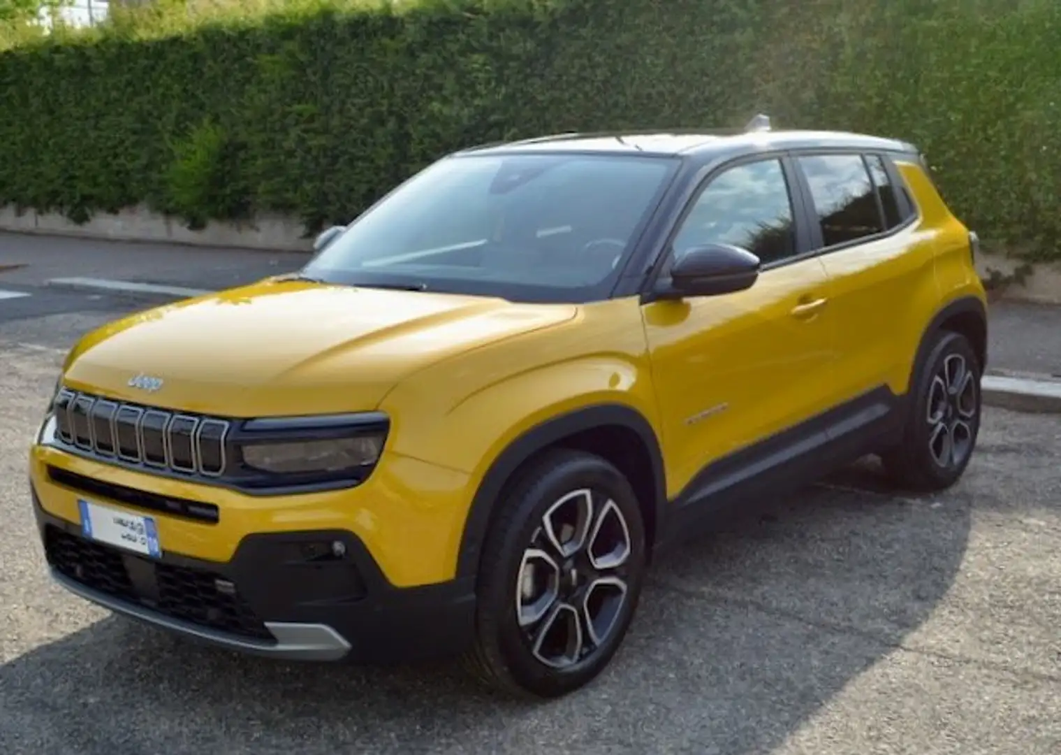 Jeep Avenger Avenger 1.2 turbo 1st Edition fwd 100cv Oro - 1