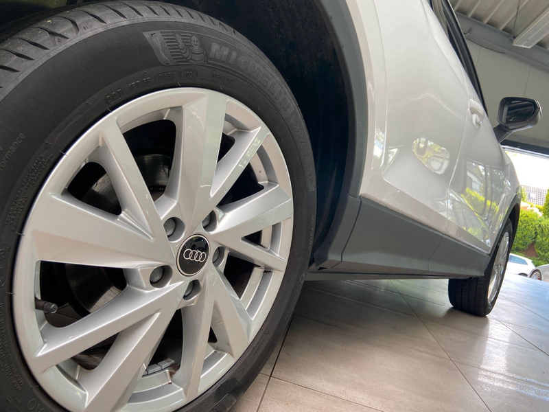 Audi Q2 35 TFSI S Tronic S Line LED virtual Cockpit — photo 4
