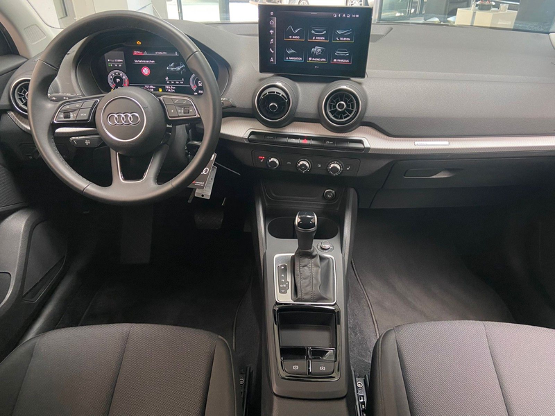 Audi Q2 35 TFSI S Tronic S Line LED virtual Cockpit — photo 12