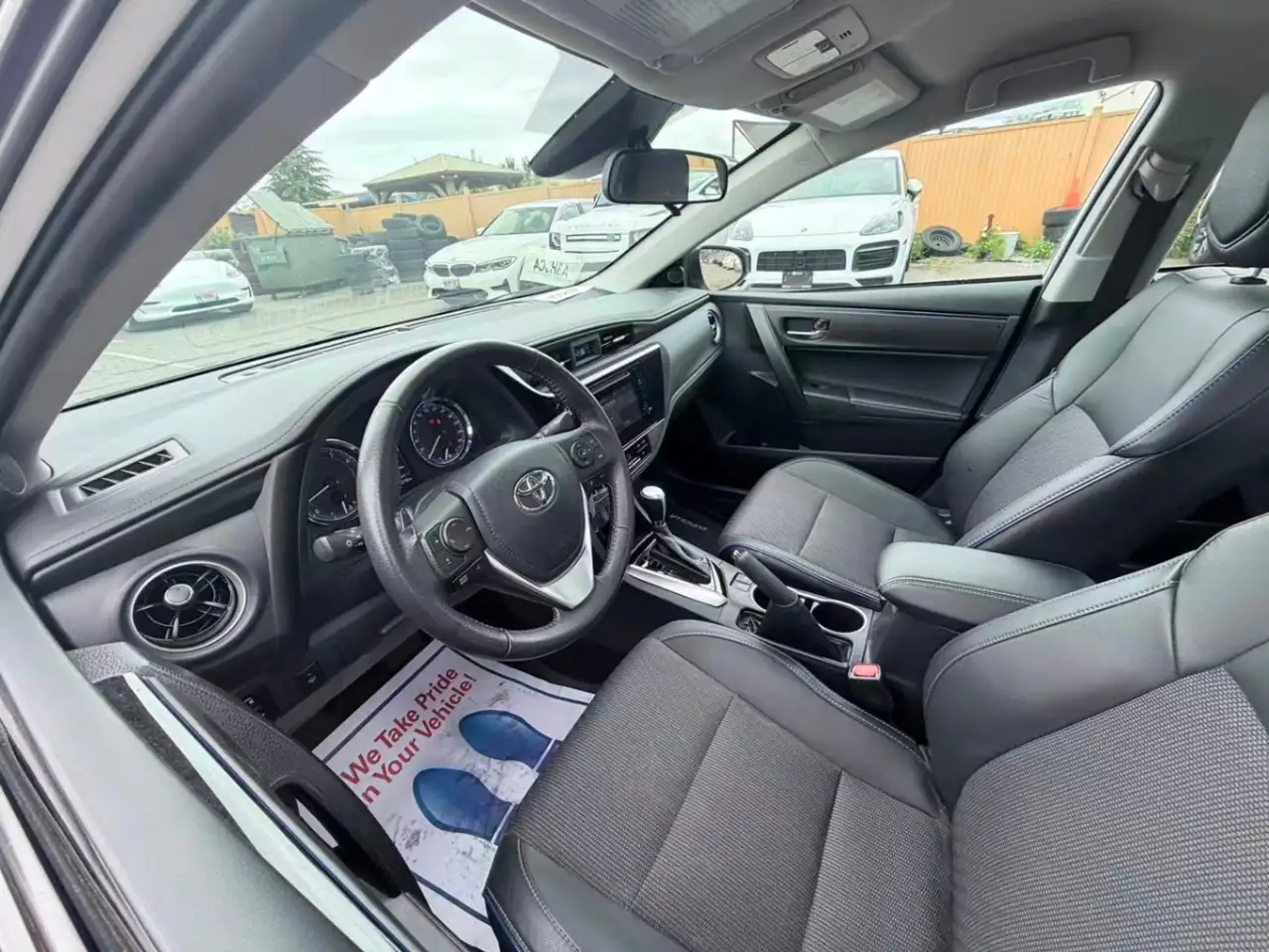 Toyota Corolla photo Toyota Corolla