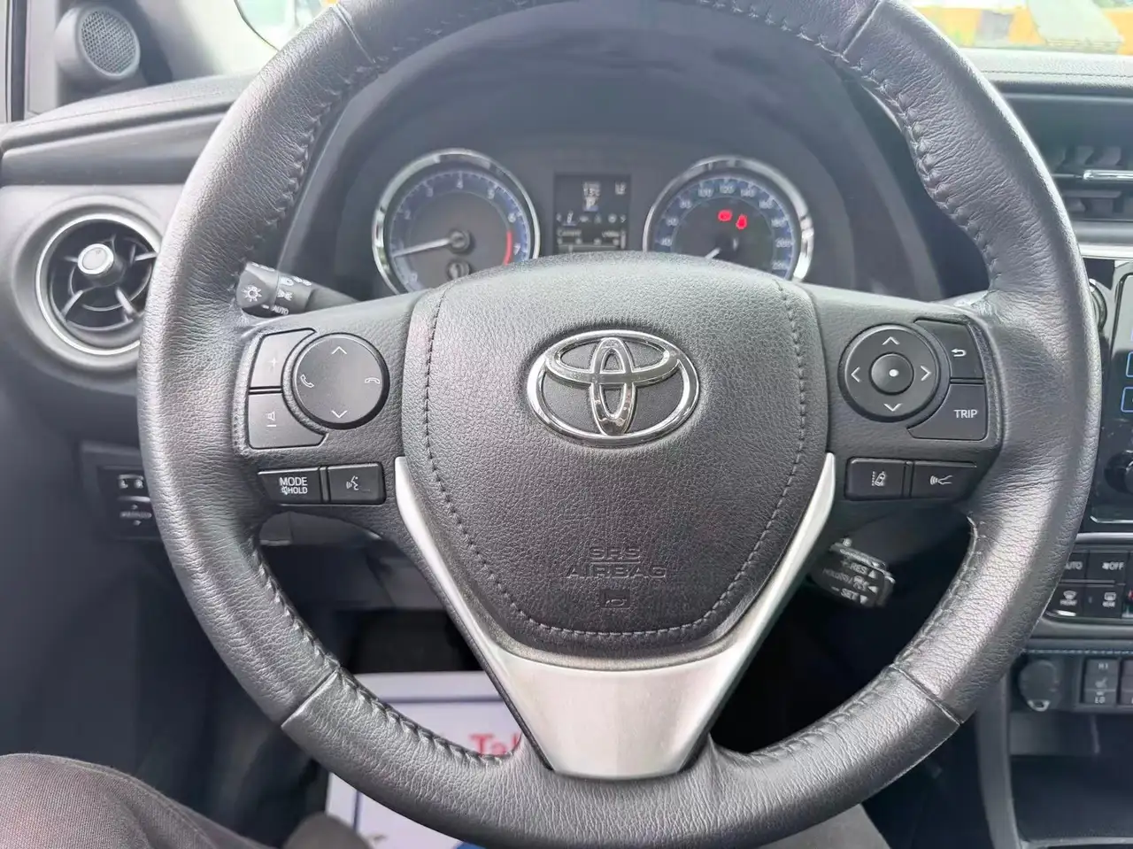 Toyota Corolla photo Toyota Corolla