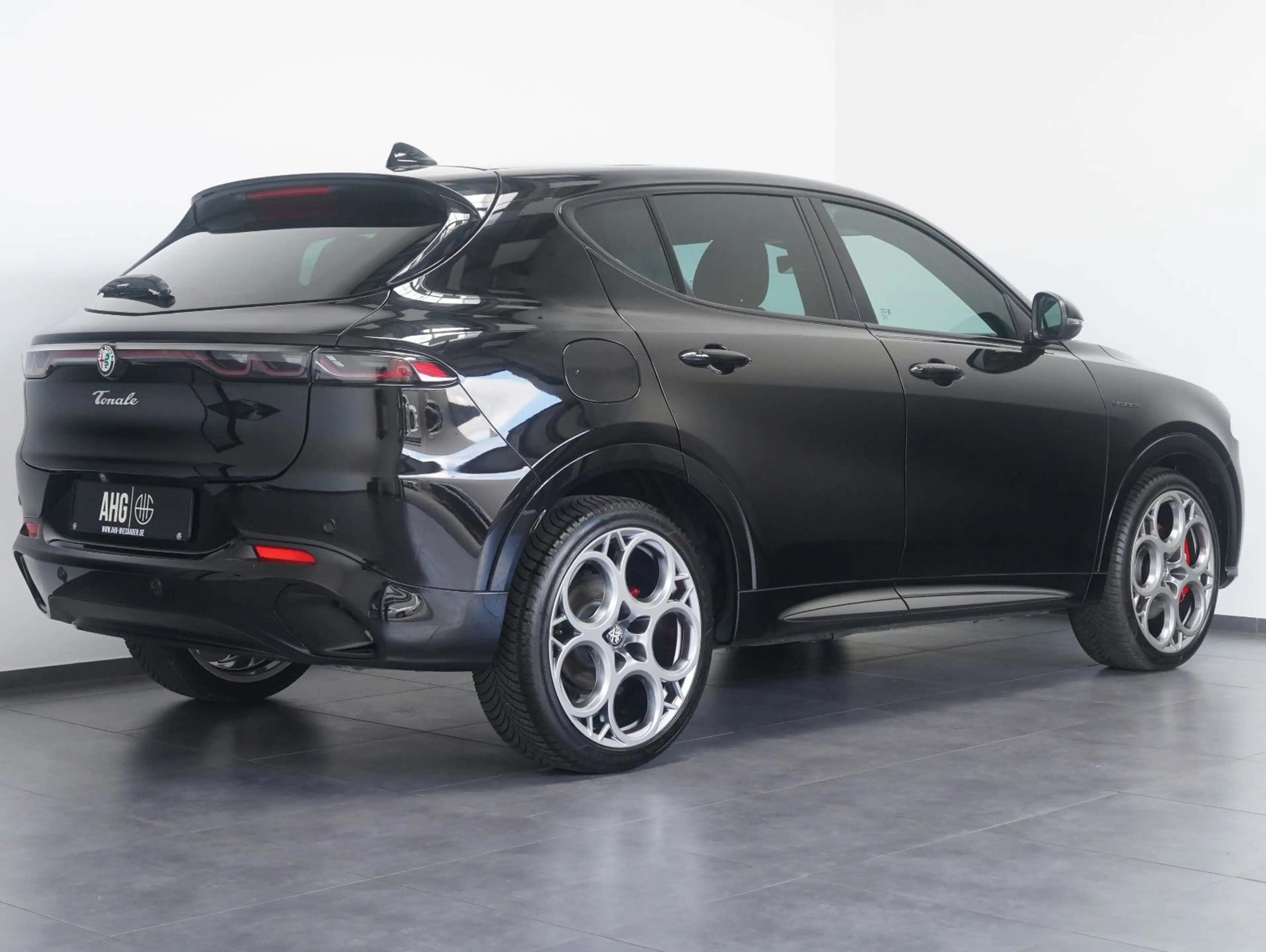 Alfa Romeo Tonale 1.5 Mild Hybrid Veloce ACC/NAVI/PANO — photo 4