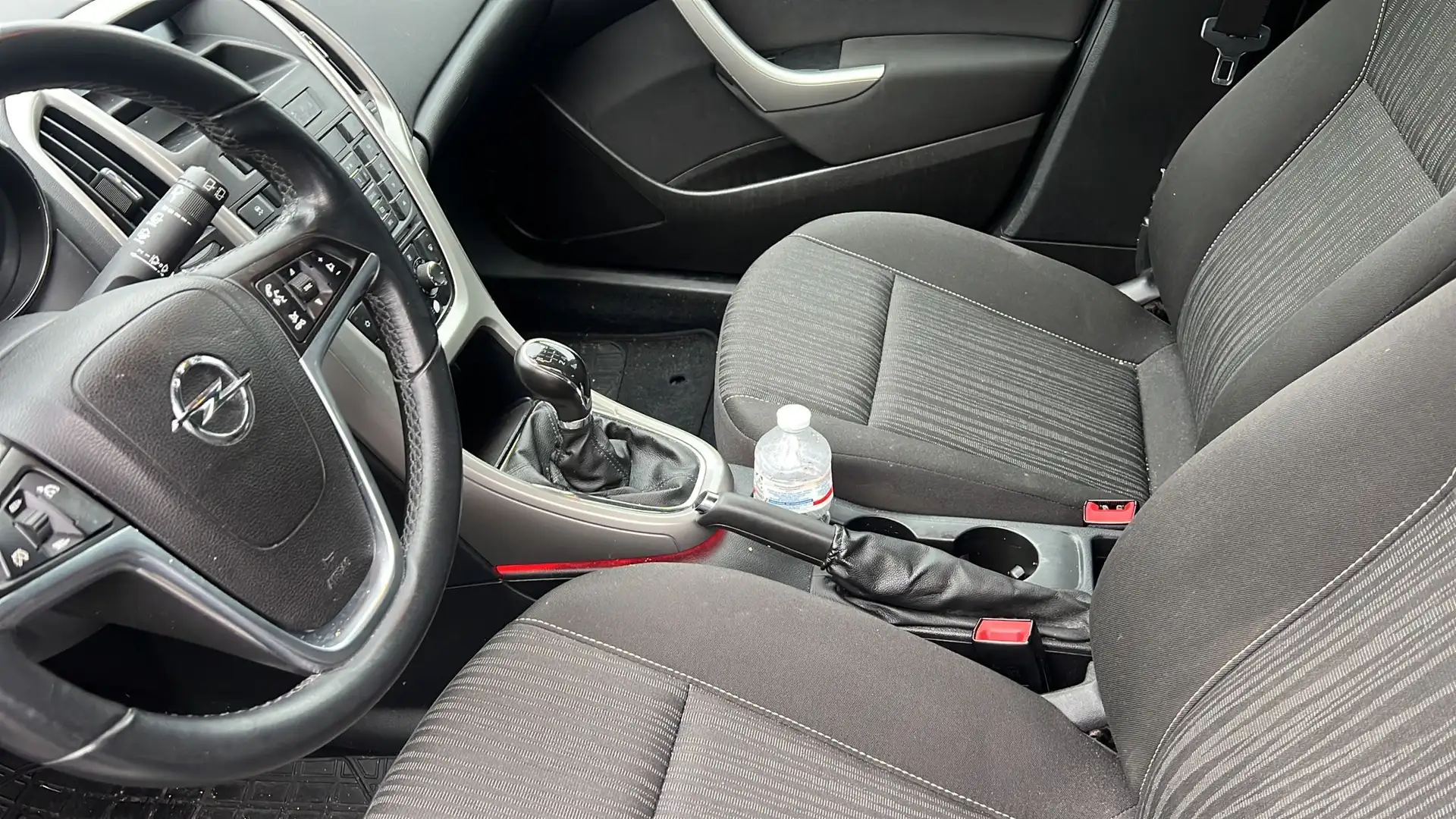 Opel Astra 1.4 J Lim. 5- trg. Design Edition - 1