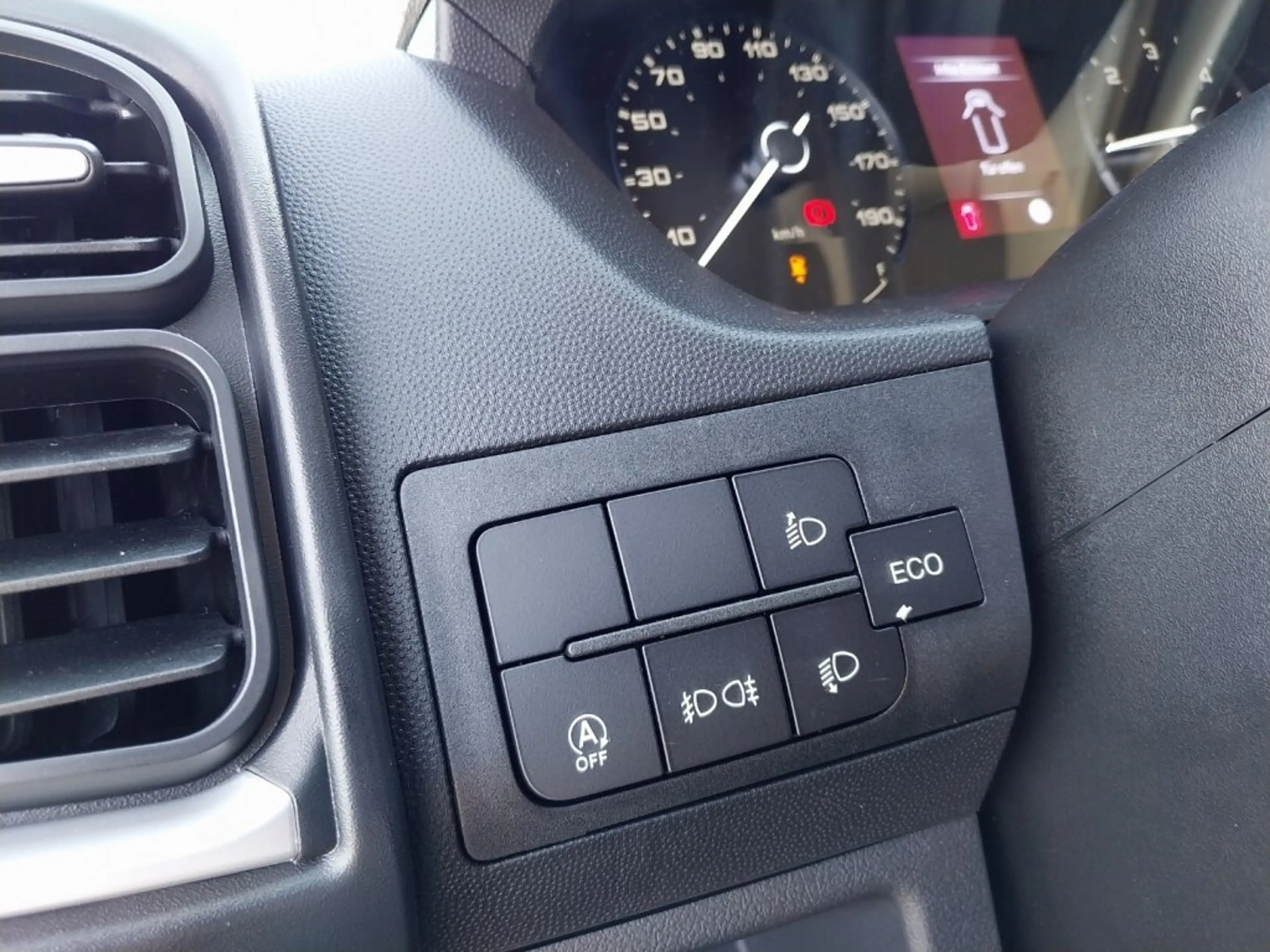 Citroen Jumper KW L3H2 3.3T Diesel 140 Manuell — photo 5