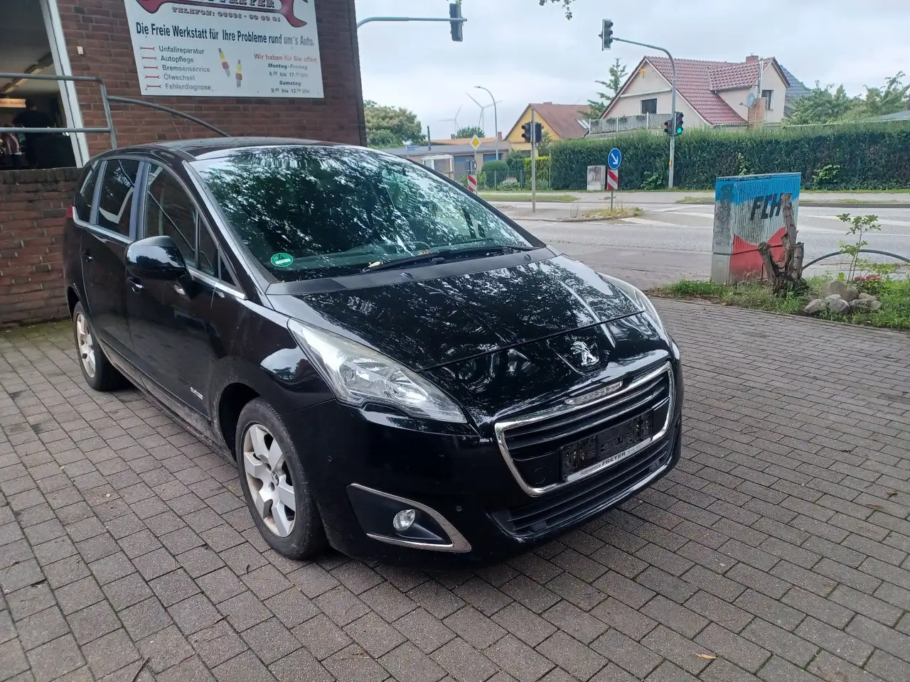 Peugeot 5008
