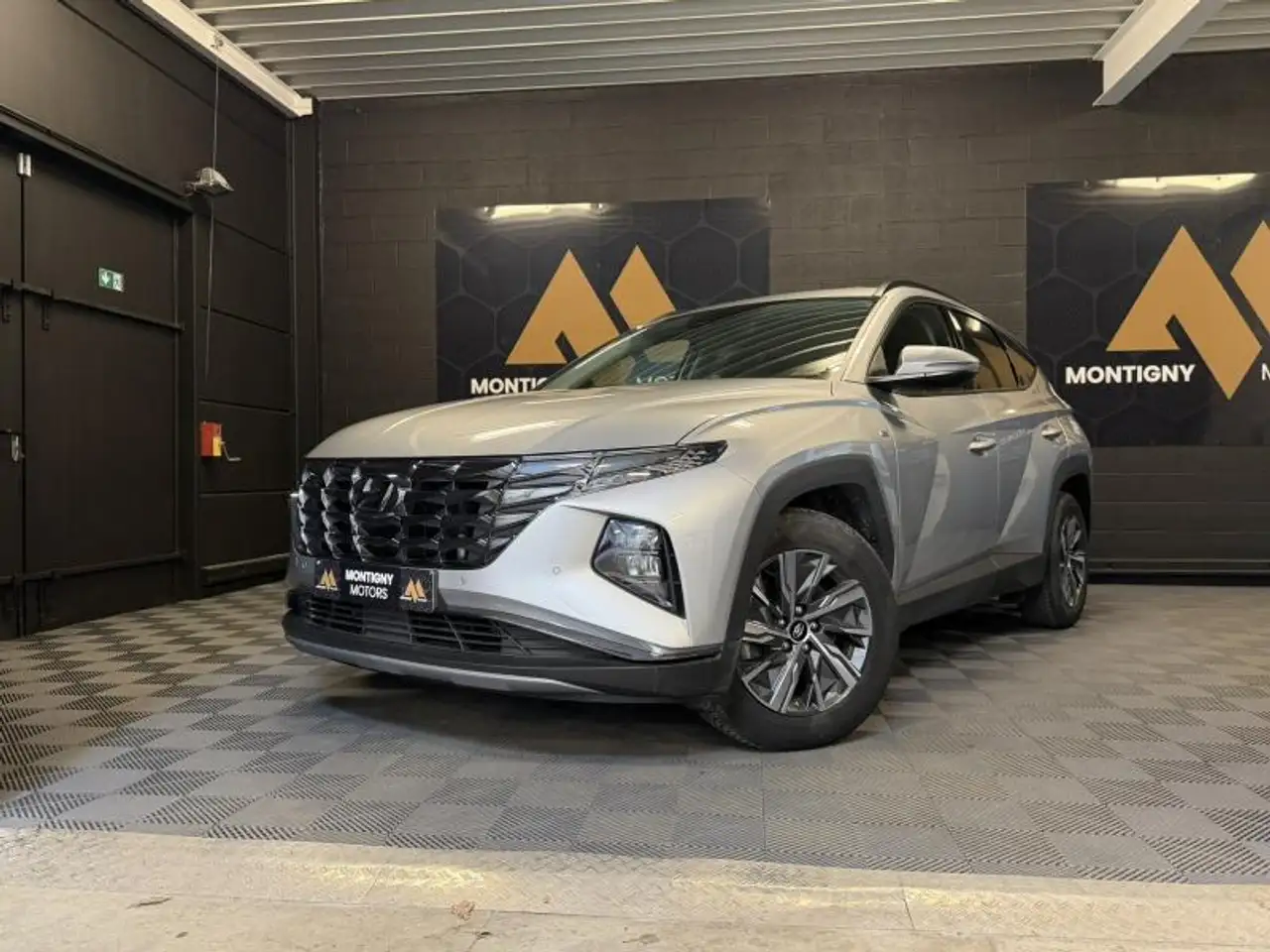Hyundai TUCSON 1.6CRDi 136cv *CARPTEURS AV/AR*NAVI*CLIM*CRUISE*CAMERA*