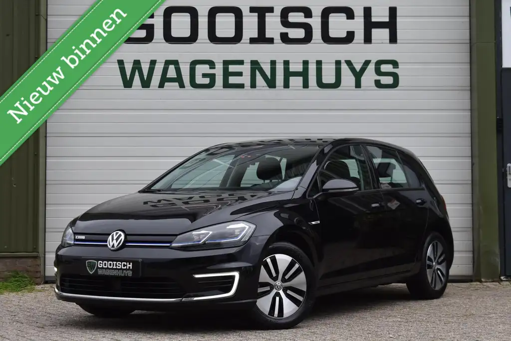 Volkswagen e-Golf 2019 из Европы — купить под ключ