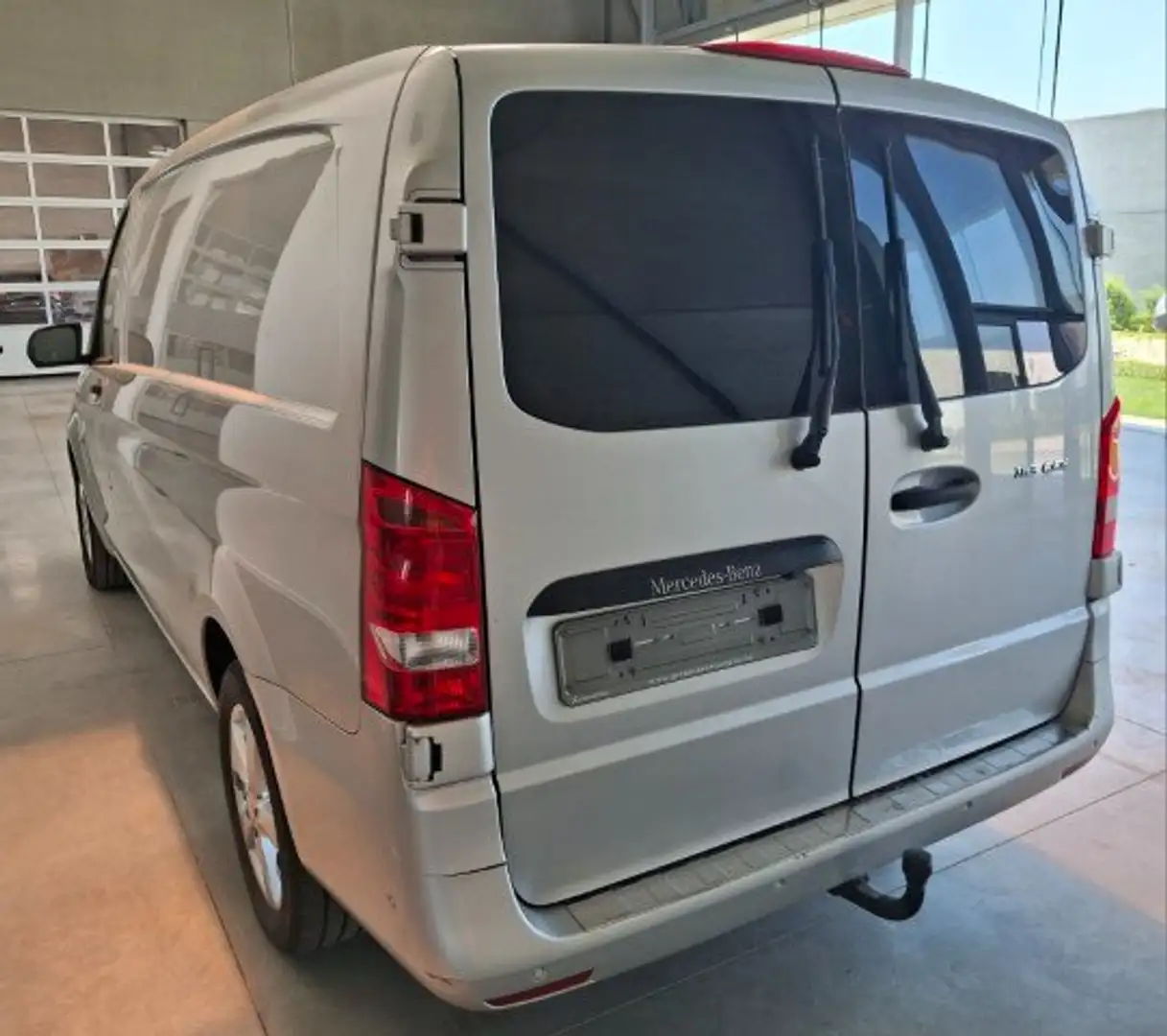 Mercedes-Benz Vito 116 KA L 4x2 3200 Zilver - 2