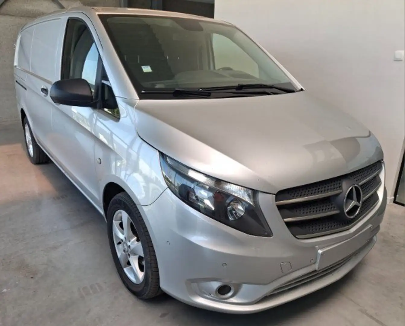 Mercedes-Benz Vito 116 KA L 4x2 3200 Zilver - 1