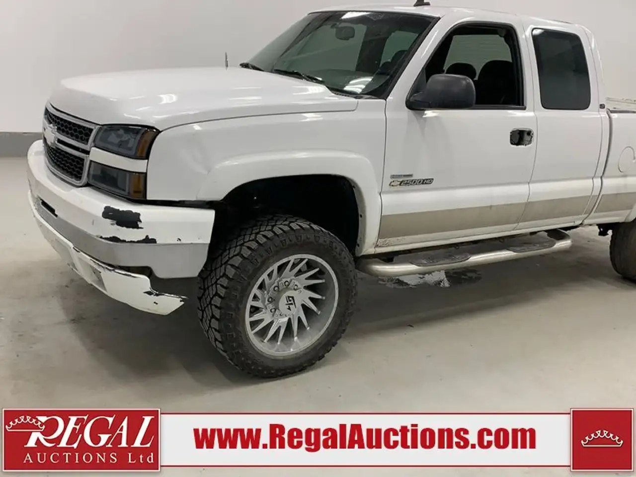 Chevrolet Silverado 2500 photo Chevrolet Silverado 2500