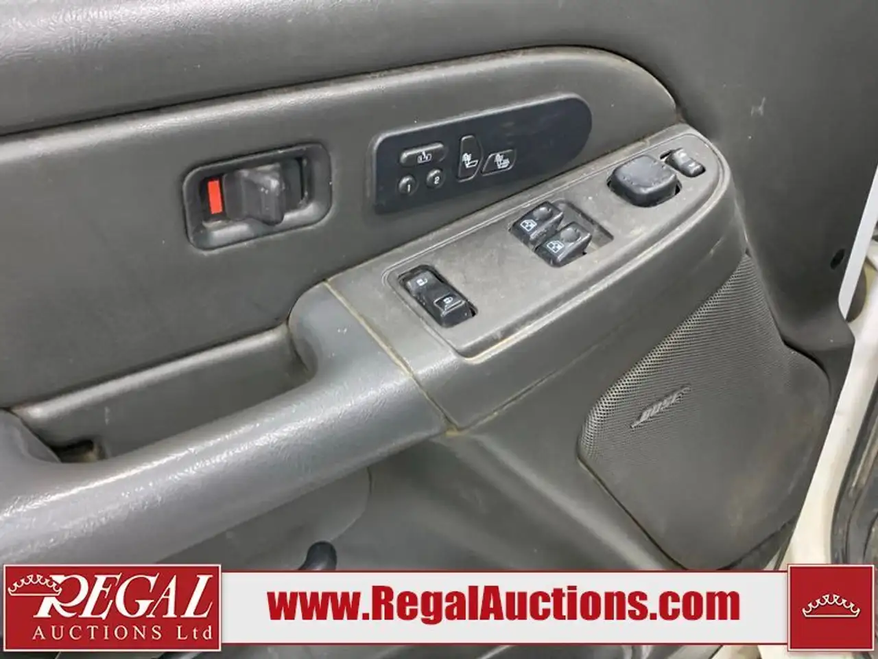 Chevrolet Silverado 2500 photo Chevrolet Silverado 2500