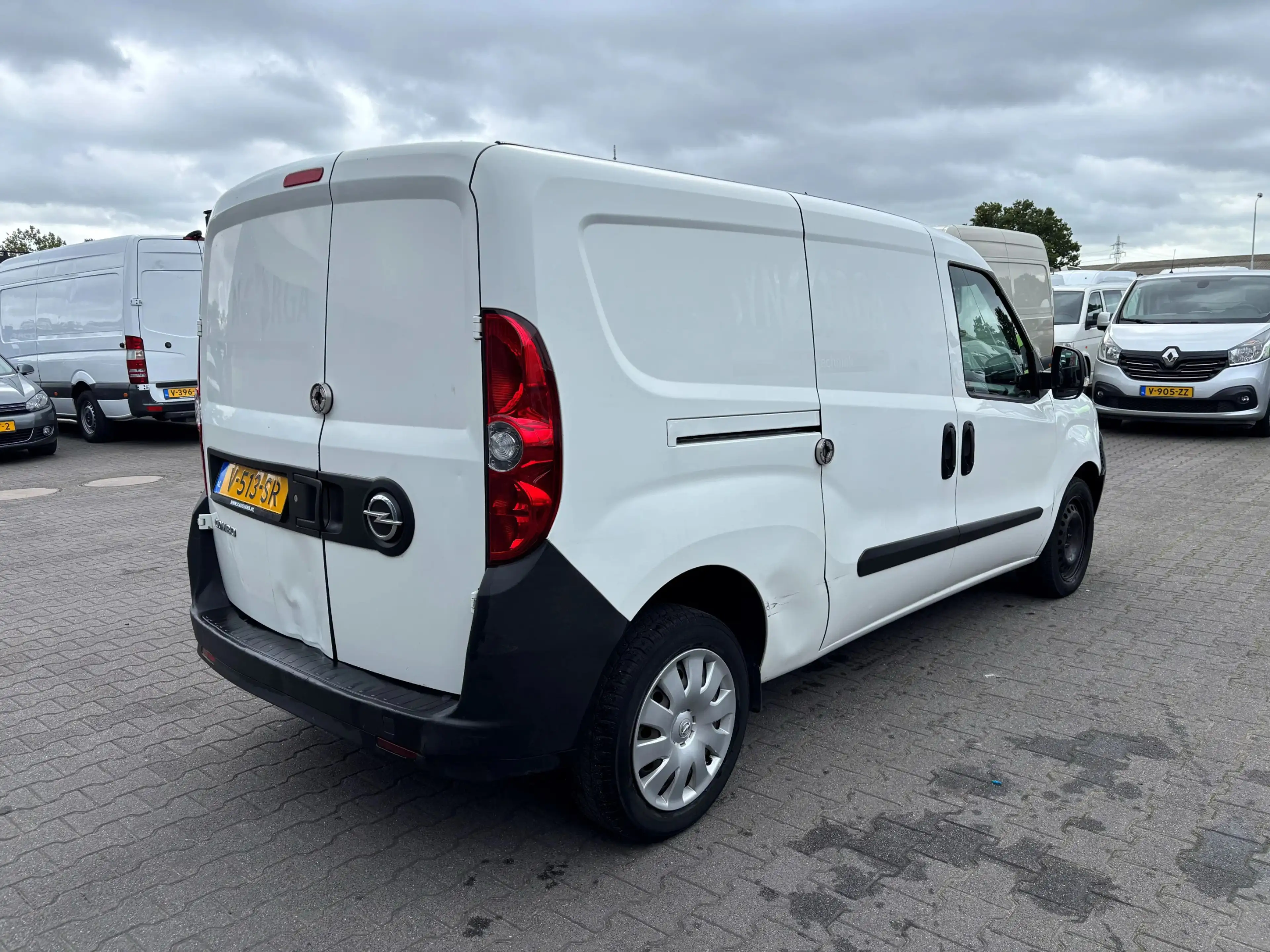 Opel Combo 1.3 CDTI L2 Airco — photo 8