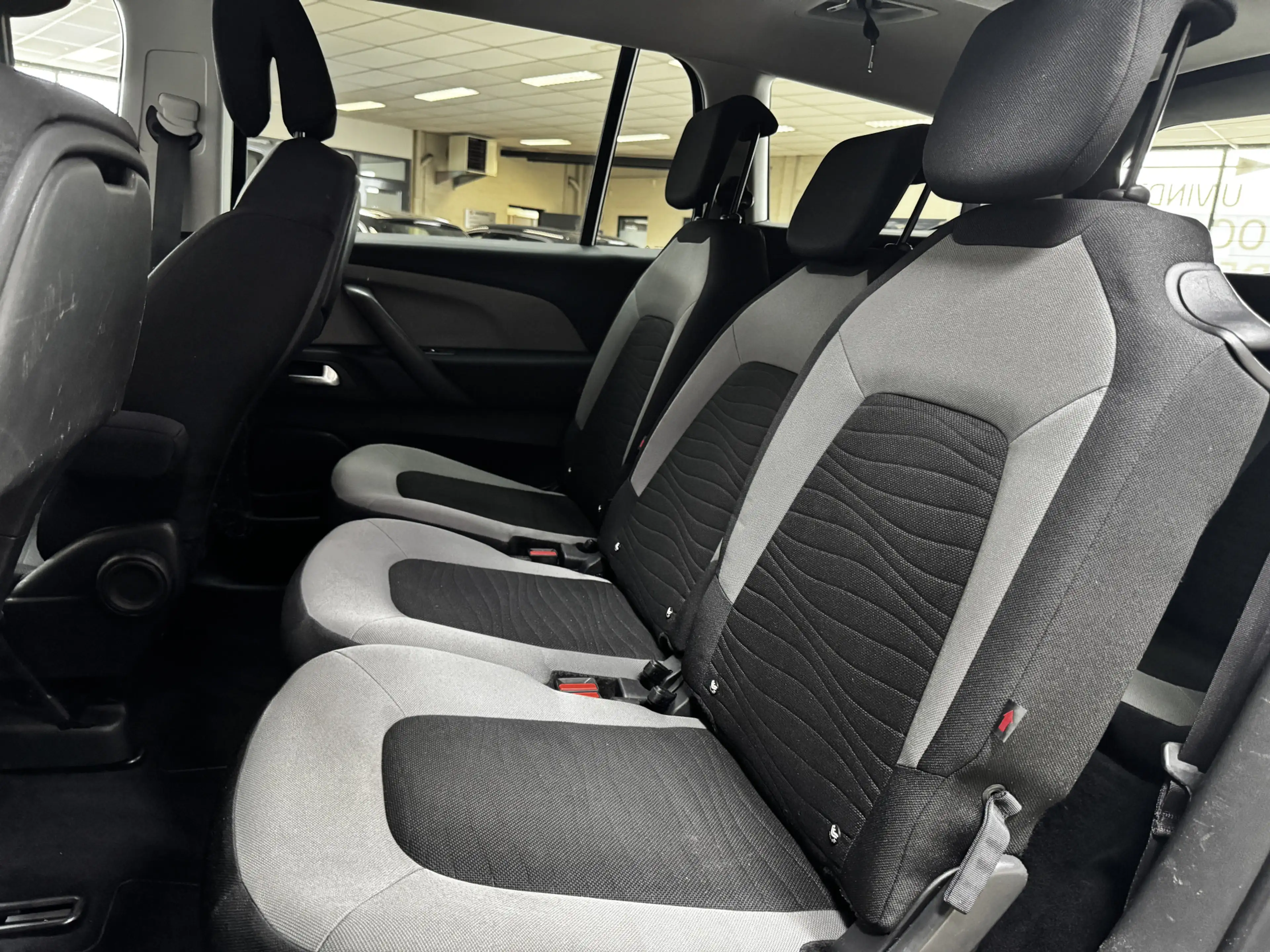 Citroen Grand C4 Picasso 1.2 PureTech Business /Trekhaak! /7-Persoons! /Cam — photo 9